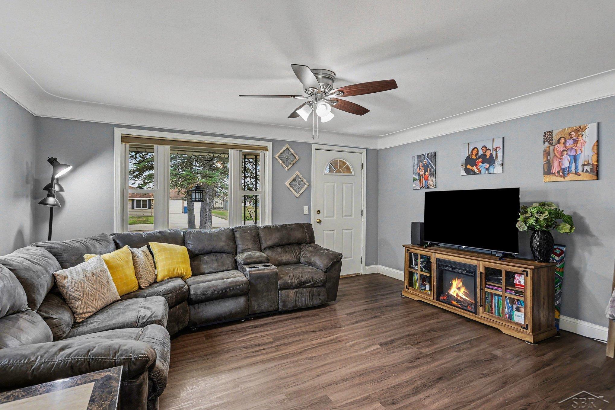 6966 Wallace Drive, Saginaw, MI, 48609