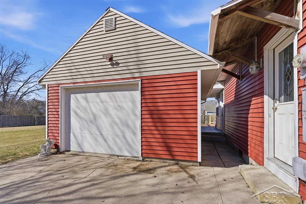 8081 Webster Road, Freeland, MI, 48623