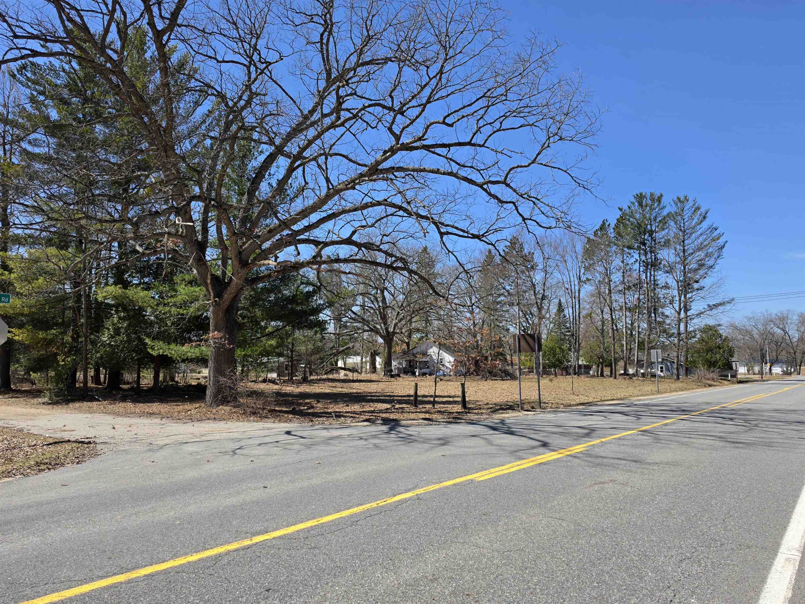 466 West Street, Lake, MI, 48632