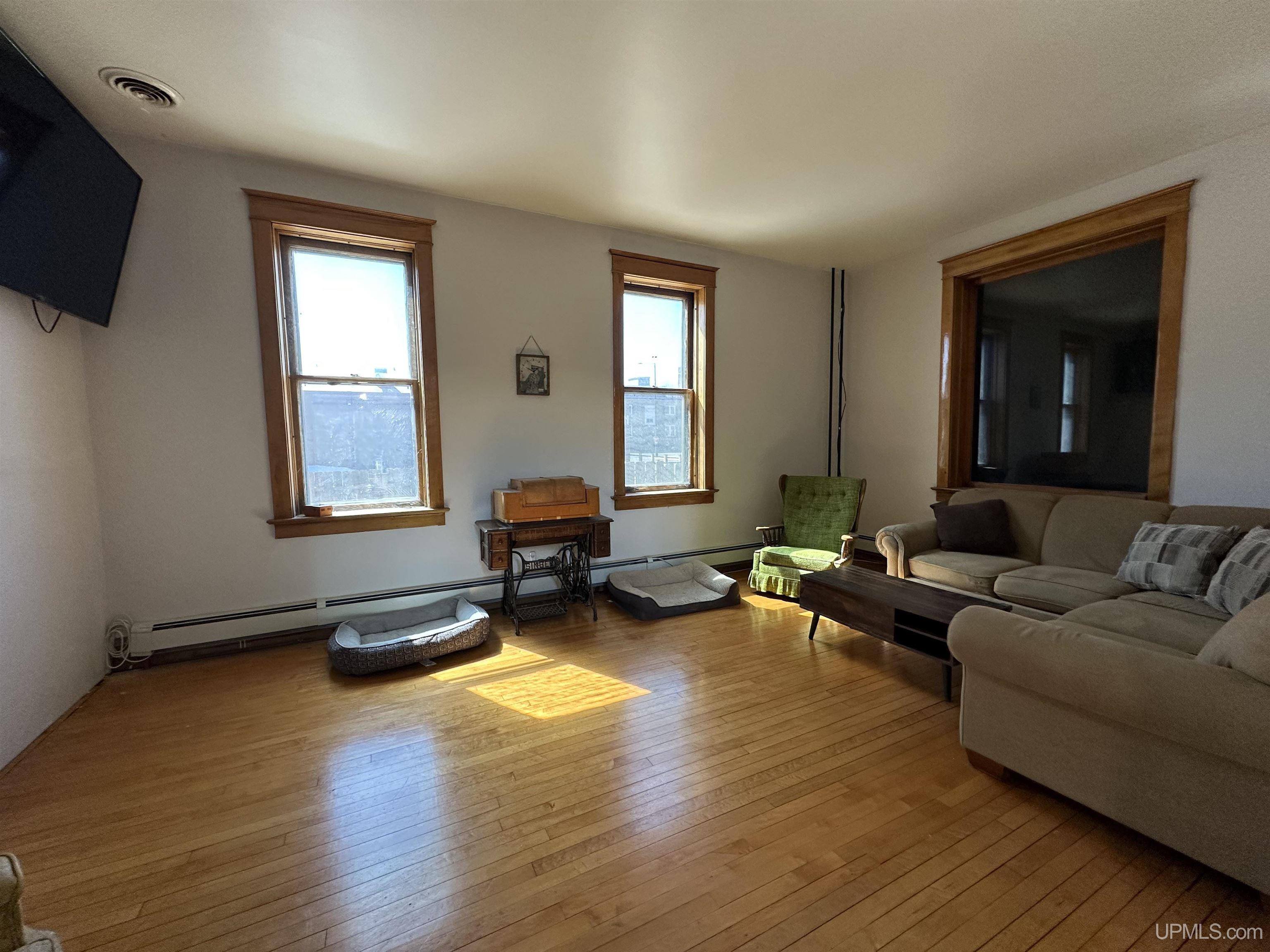 115 E Ayer Street, Ironwood, MI, 49938