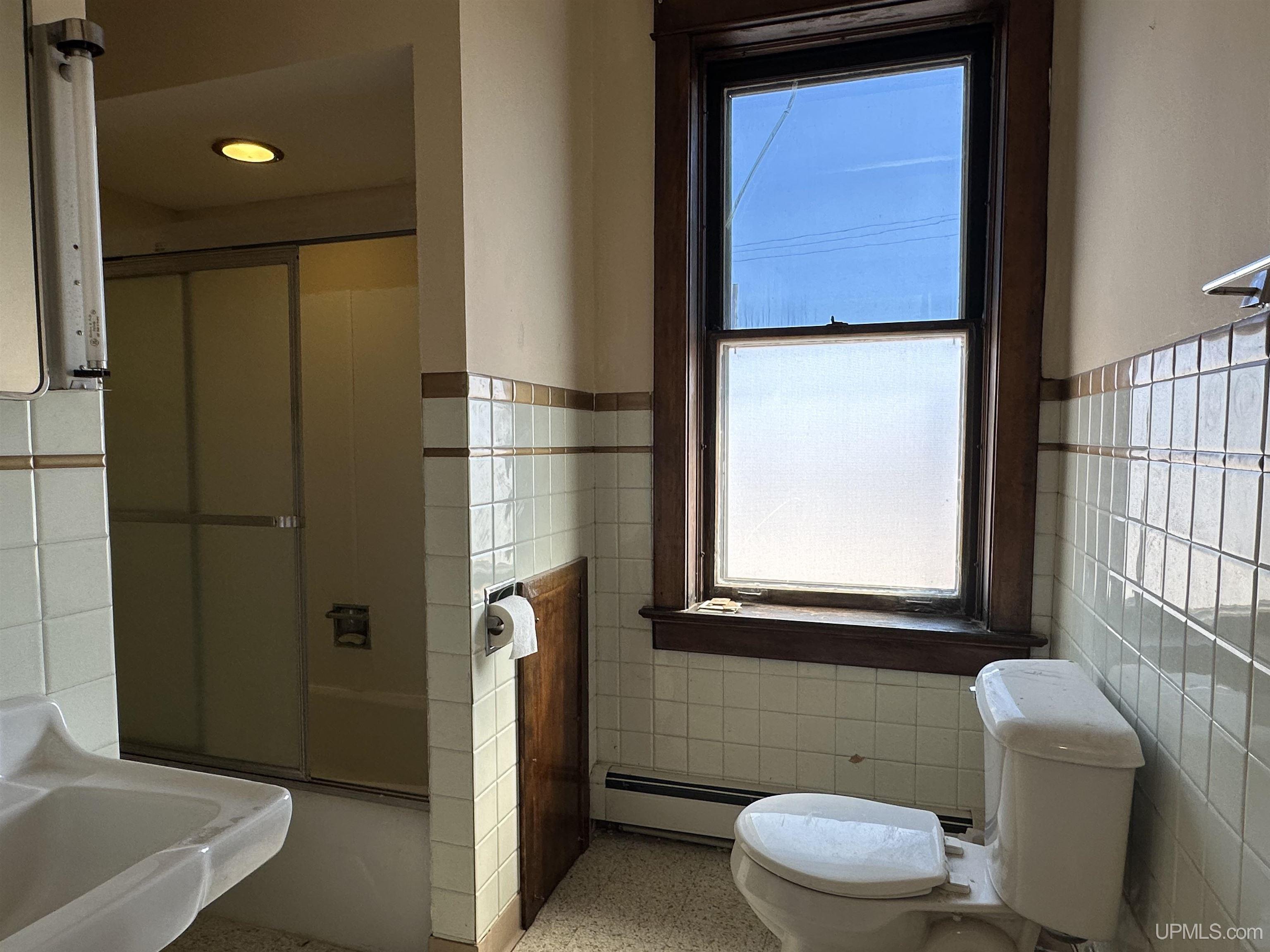 115 E Ayer Street, Ironwood, MI, 49938