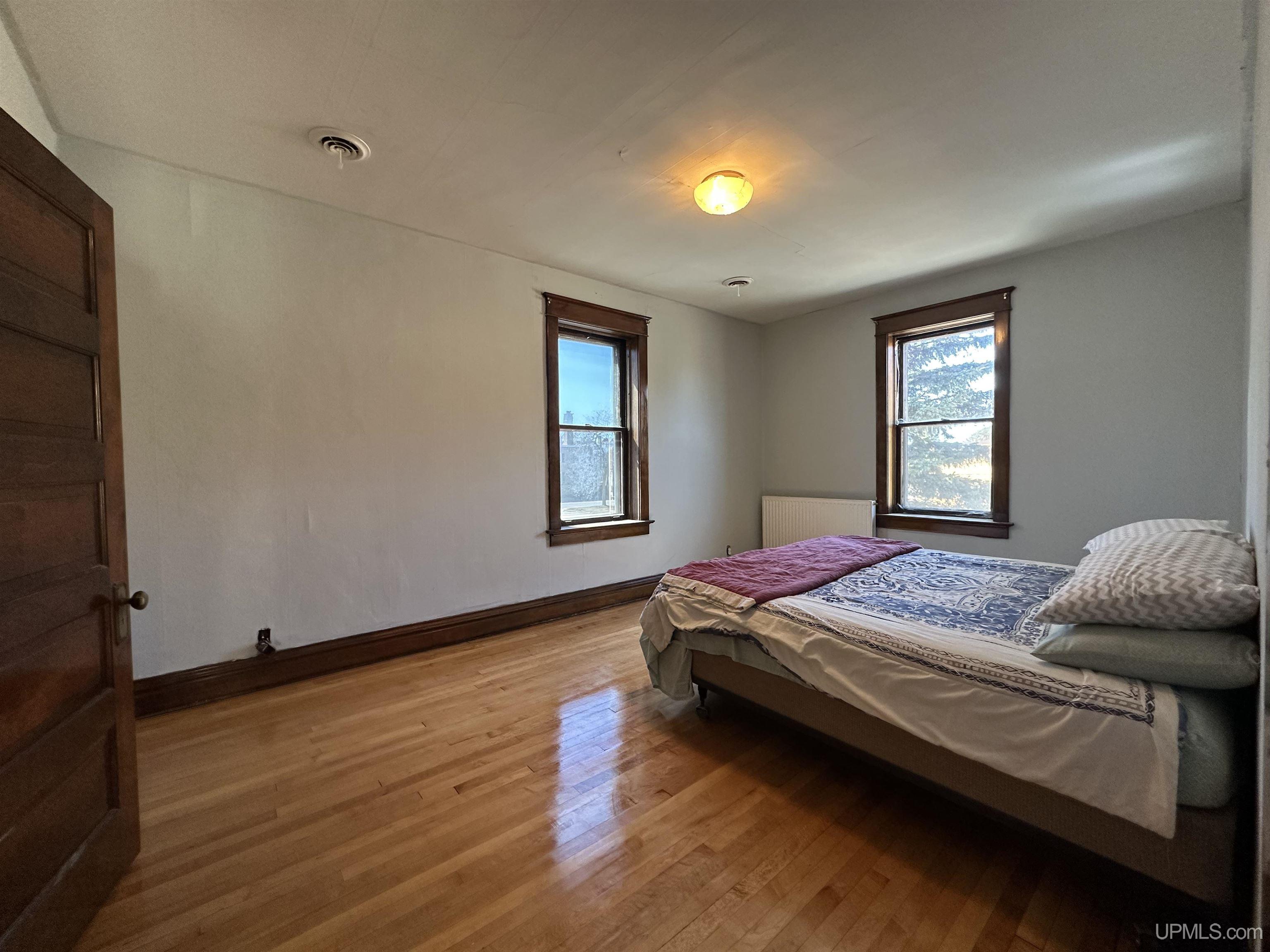 115 E Ayer Street, Ironwood, MI, 49938