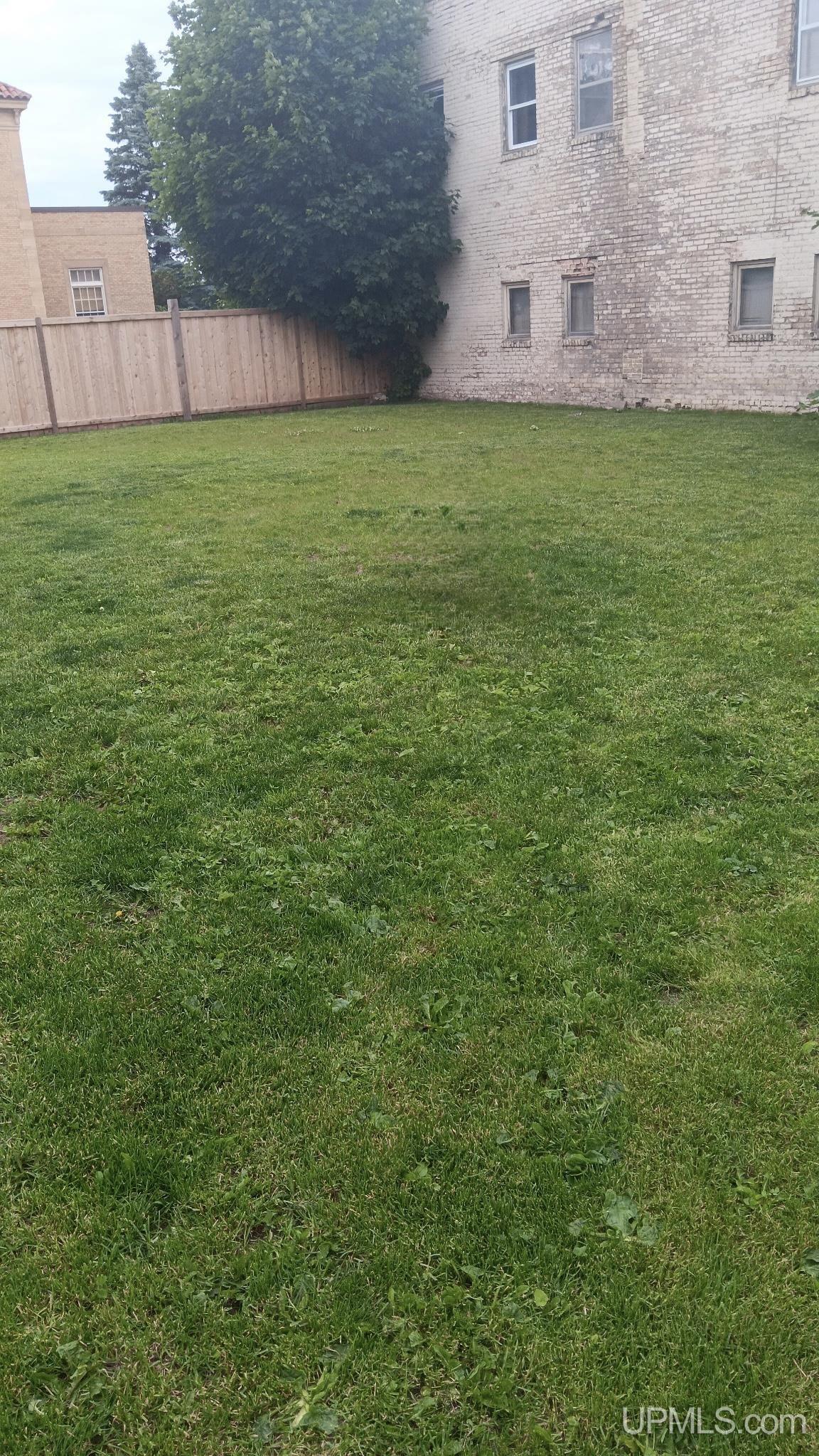 115 E Ayer Street, Ironwood, MI, 49938