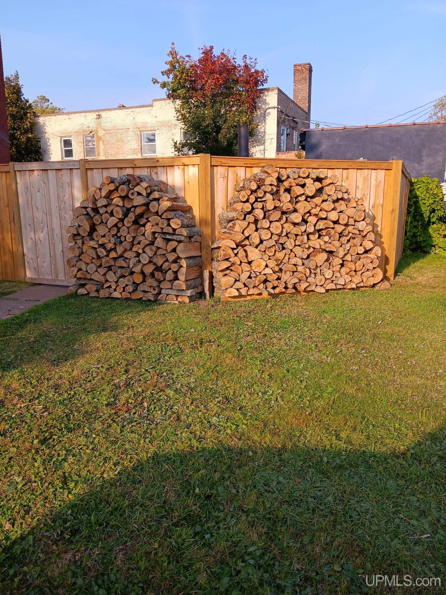 115 E Ayer Street, Ironwood, MI, 49938