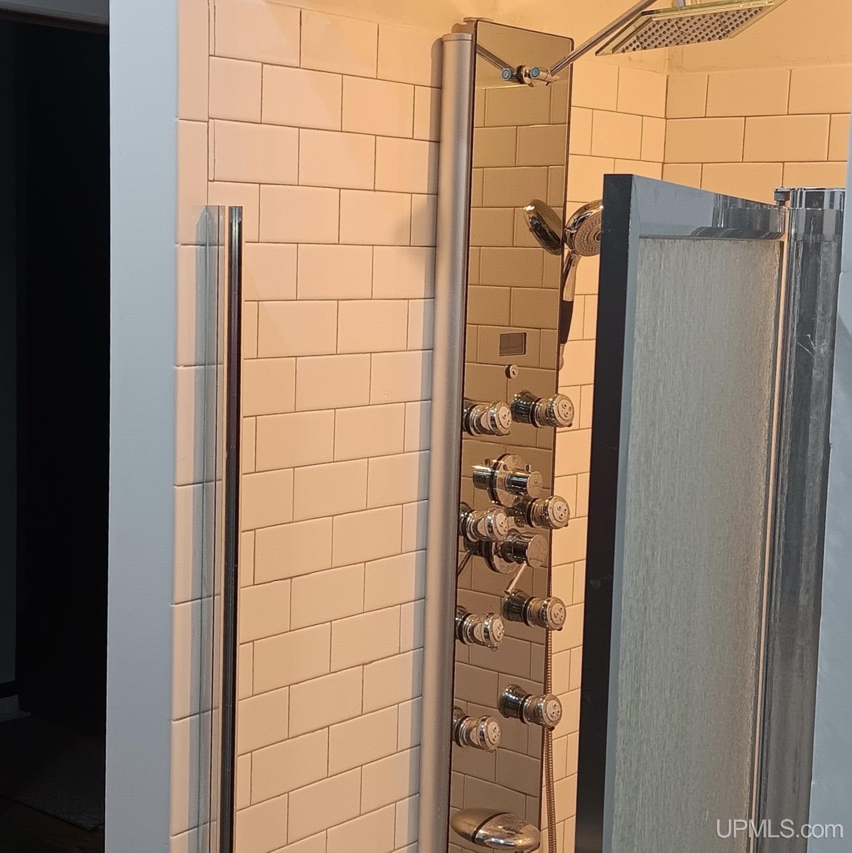 115 E Ayer Street, Ironwood, MI, 49938