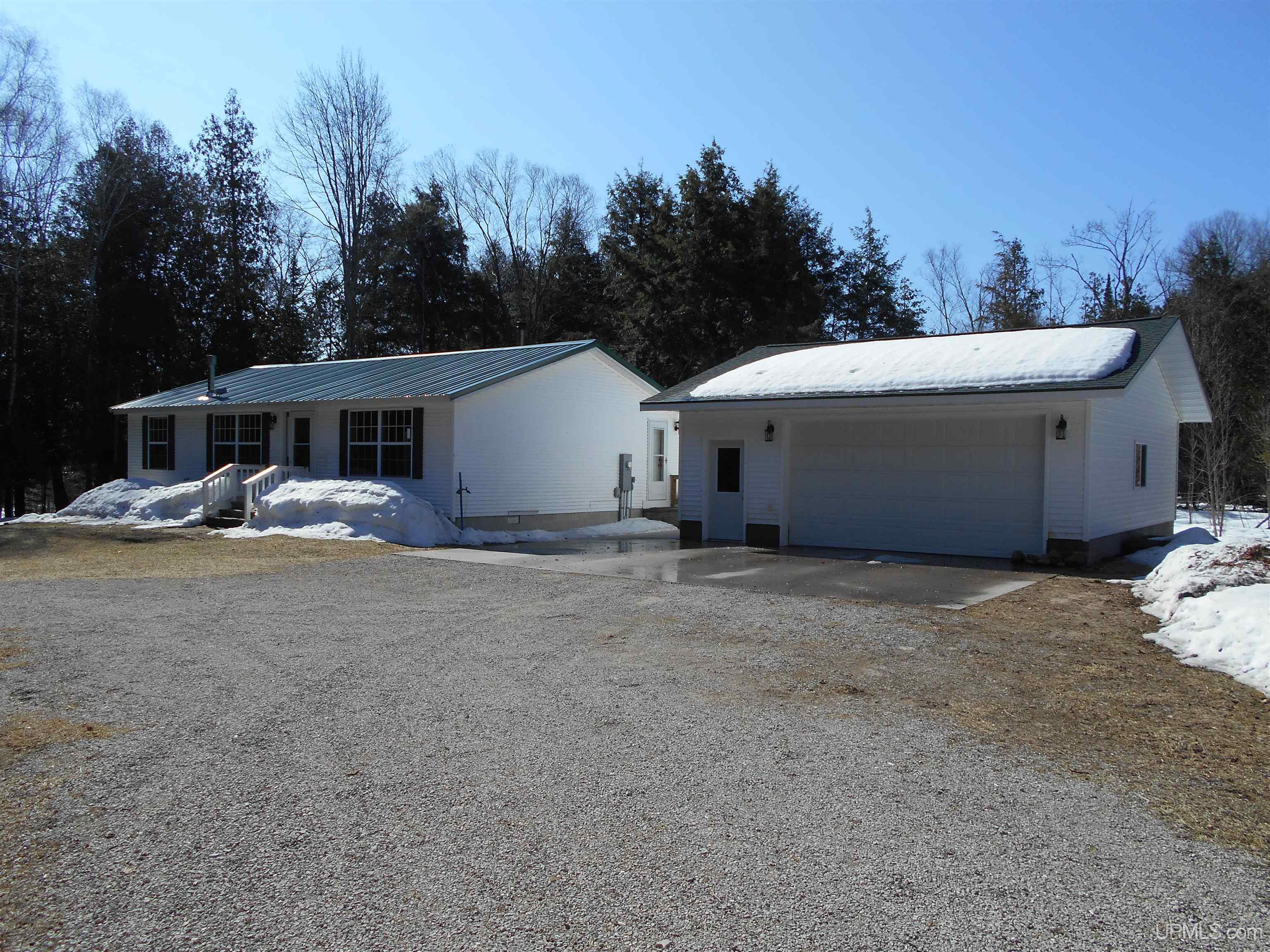 1325 S M149 Road, Manistique, MI, 49854