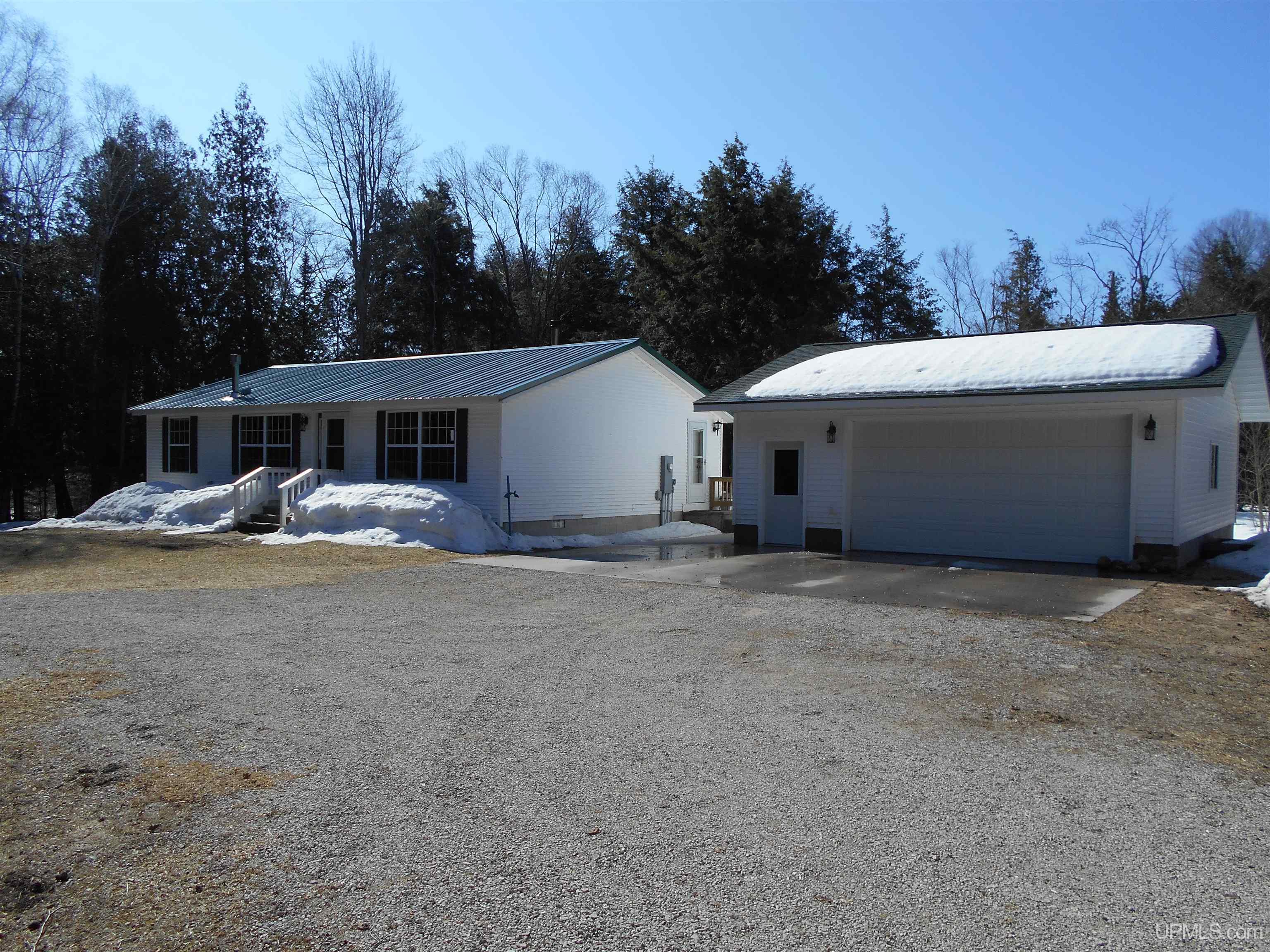 1325 S M149 Road, Manistique, MI, 49854