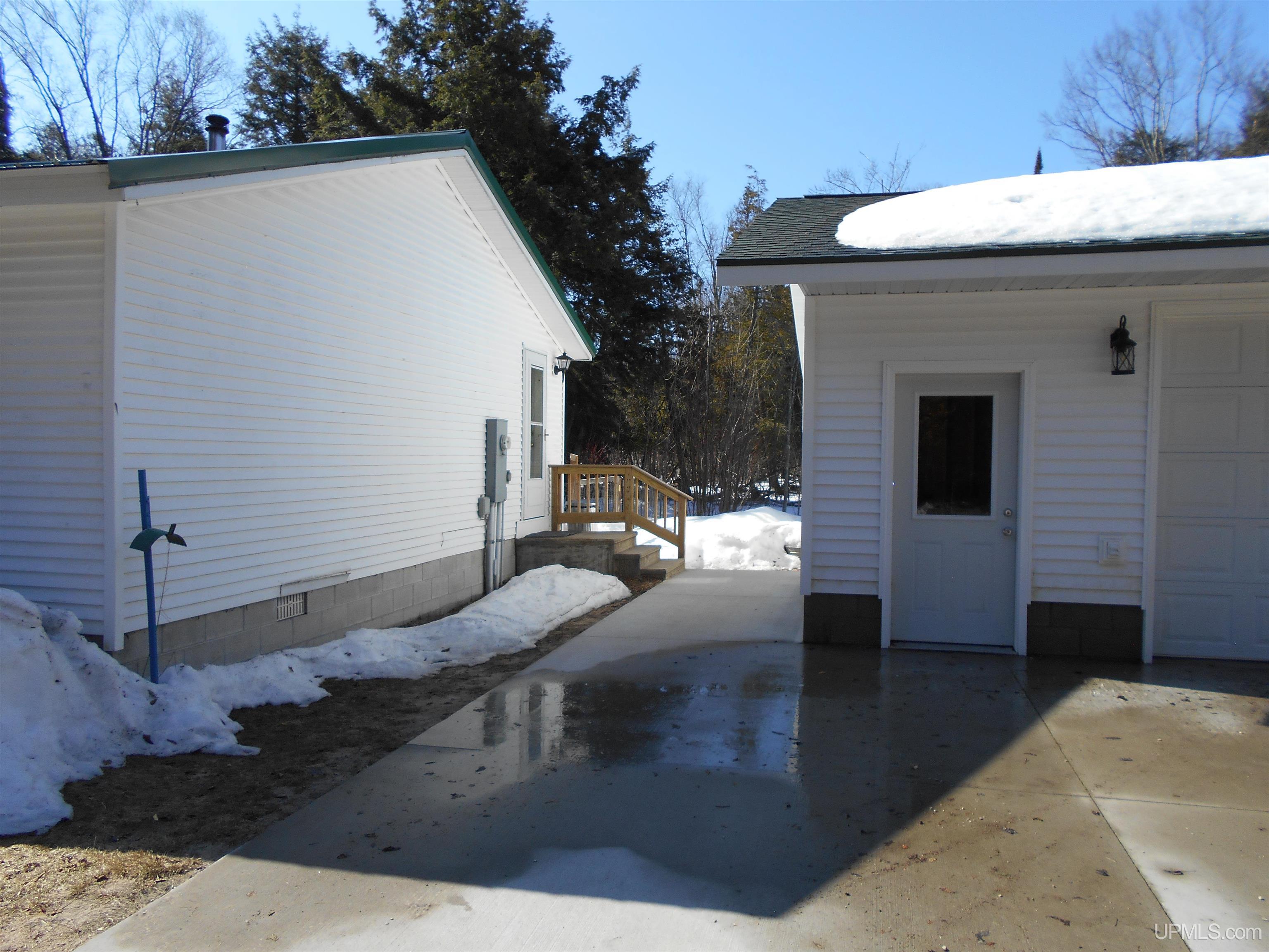 1325 S M149 Road, Manistique, MI, 49854