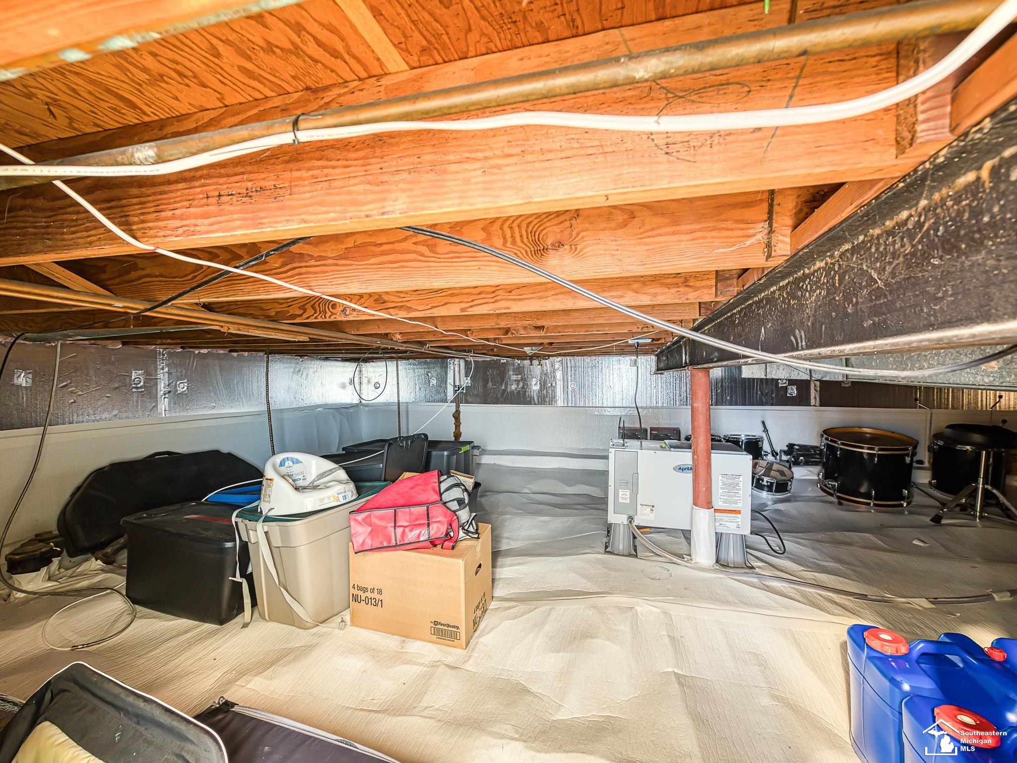 22244 Candace Drive, Rockwood, MI, 48173