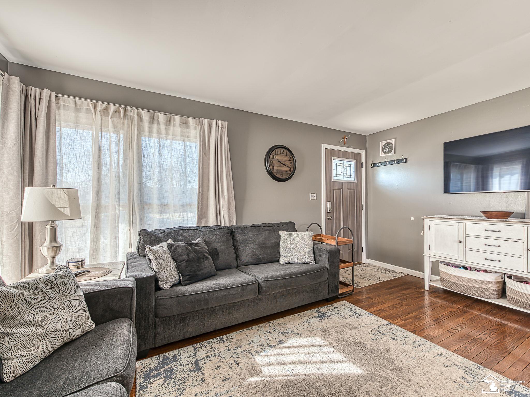 22244 Candace Drive, Rockwood, MI, 48173