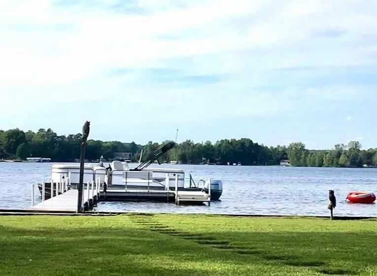 1938 Salisbury Drive, Gladwin, MI, 48624