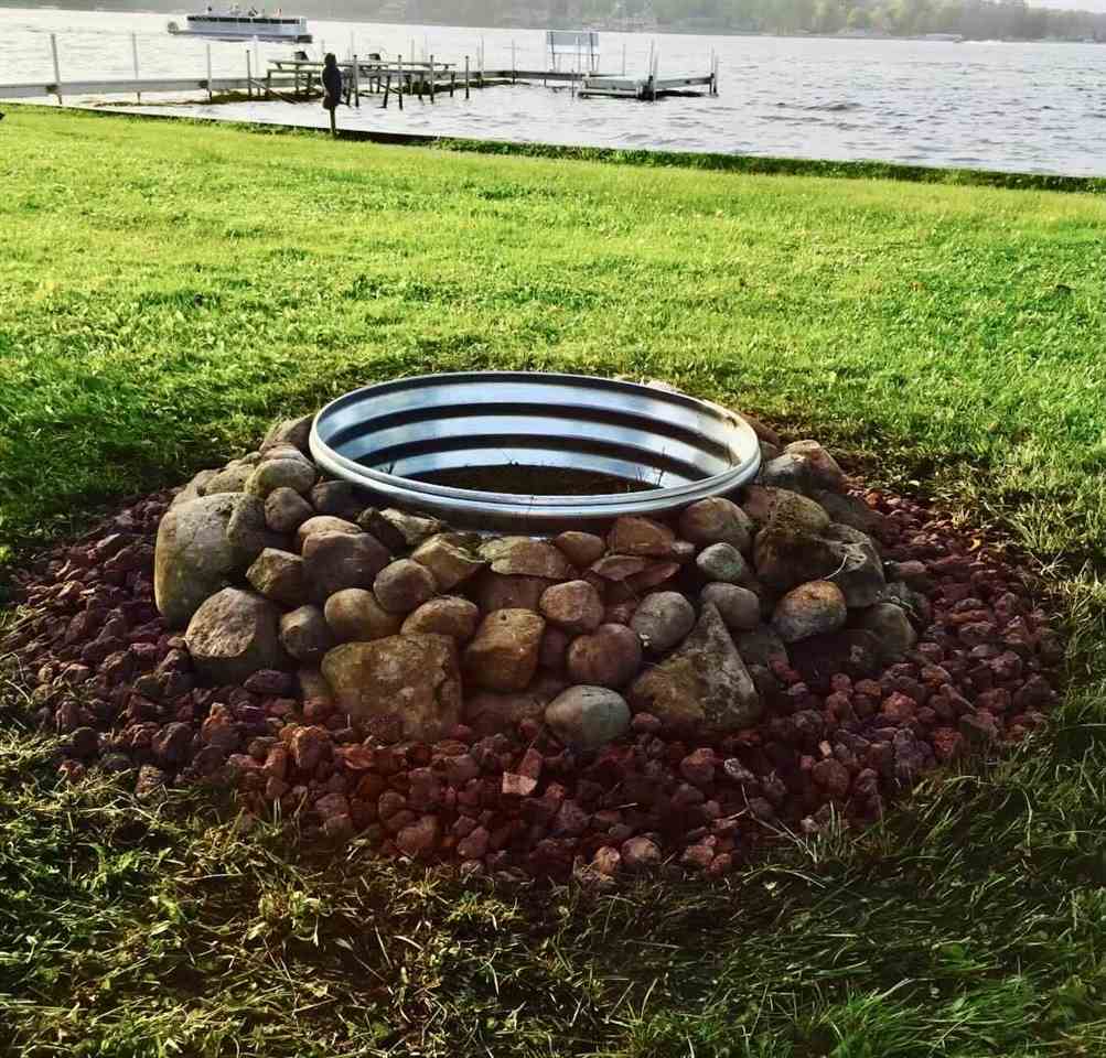 1938 Salisbury Drive, Gladwin, MI, 48624