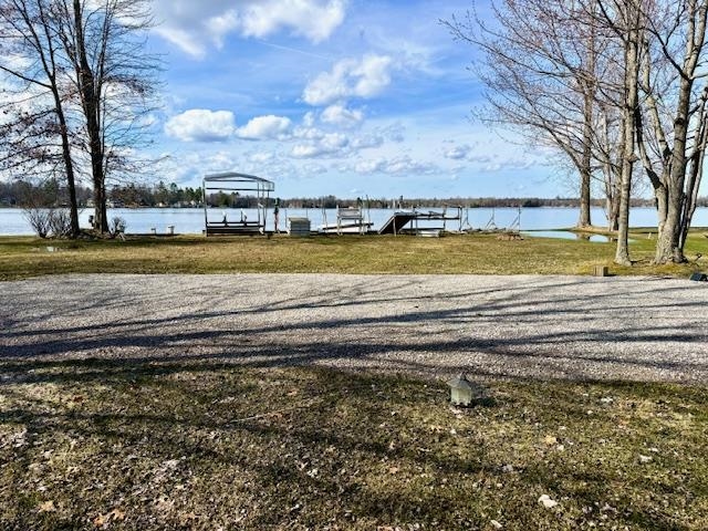 1938 Salisbury Drive, Gladwin, MI, 48624