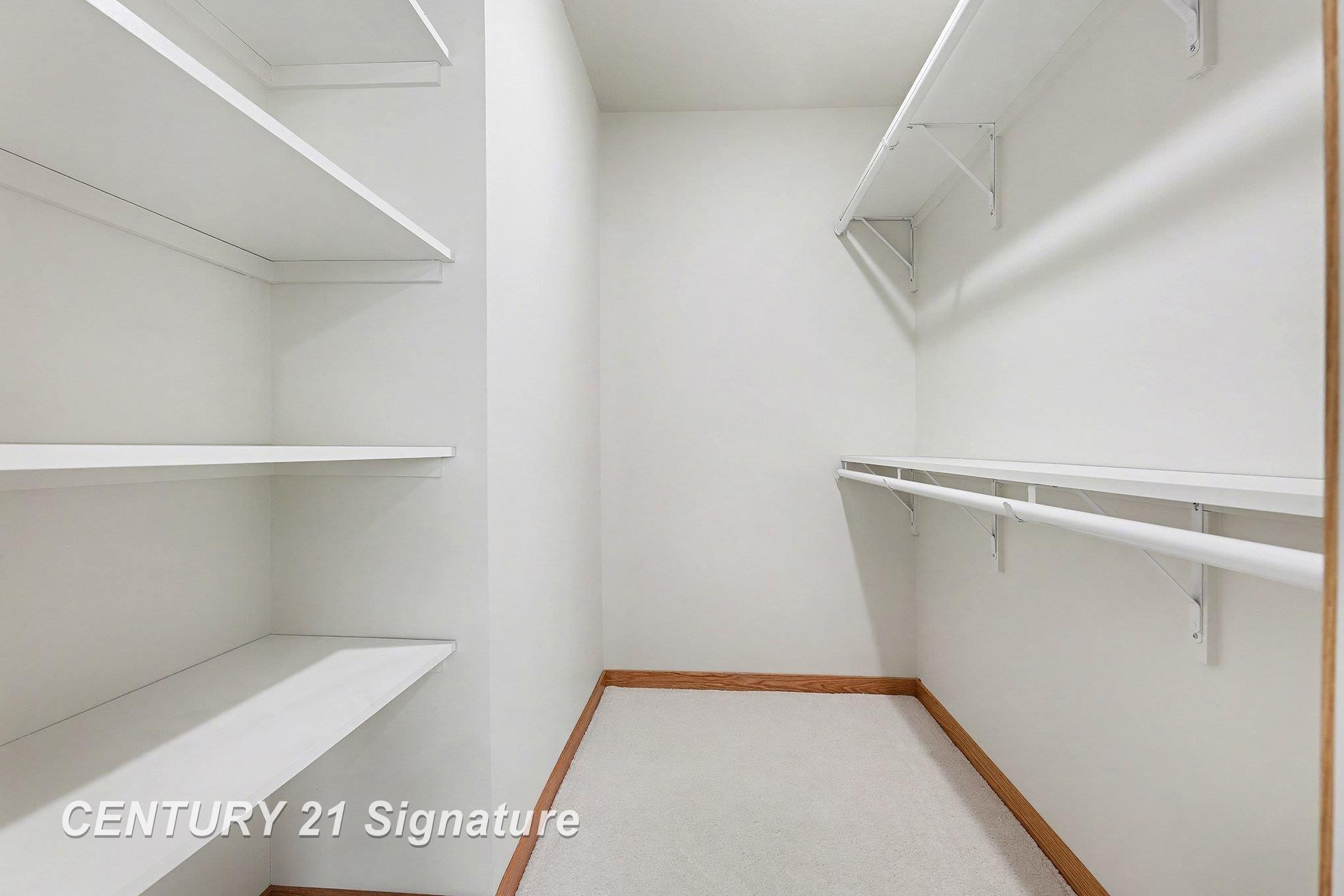 8487 N River Rock Drive, Freeland, MI, 48623