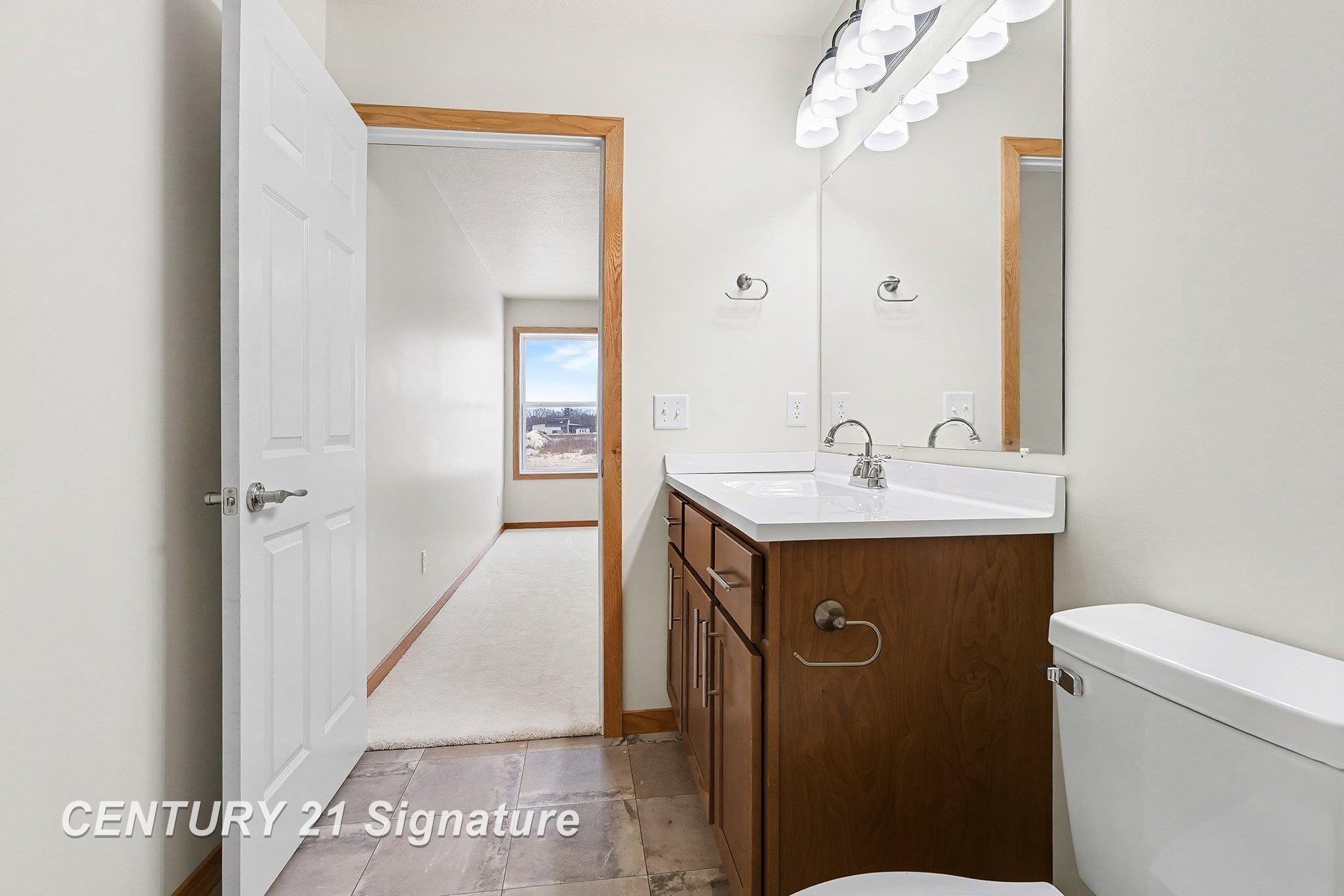 8487 N River Rock Drive, Freeland, MI, 48623