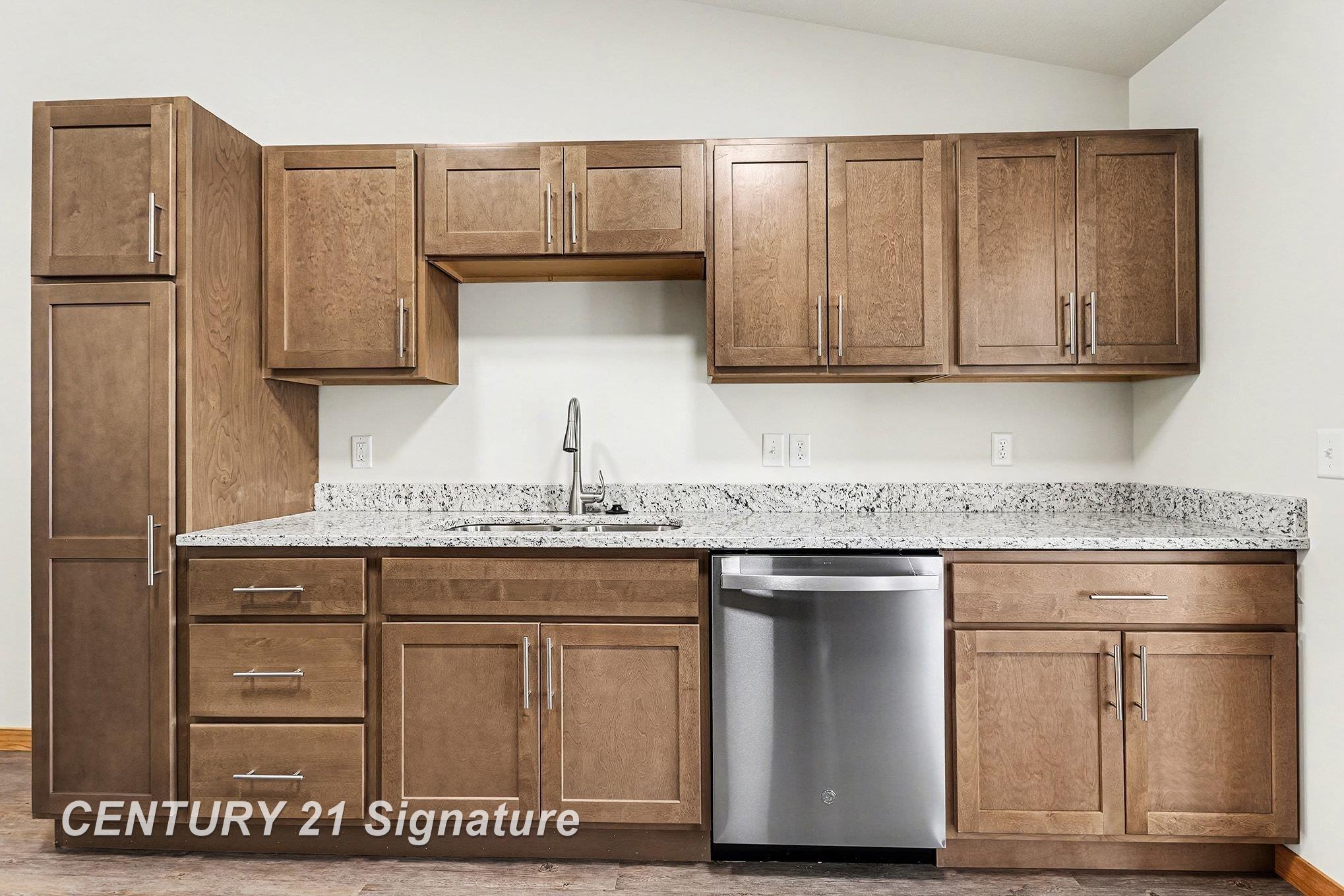 8487 N River Rock Drive, Freeland, MI, 48623