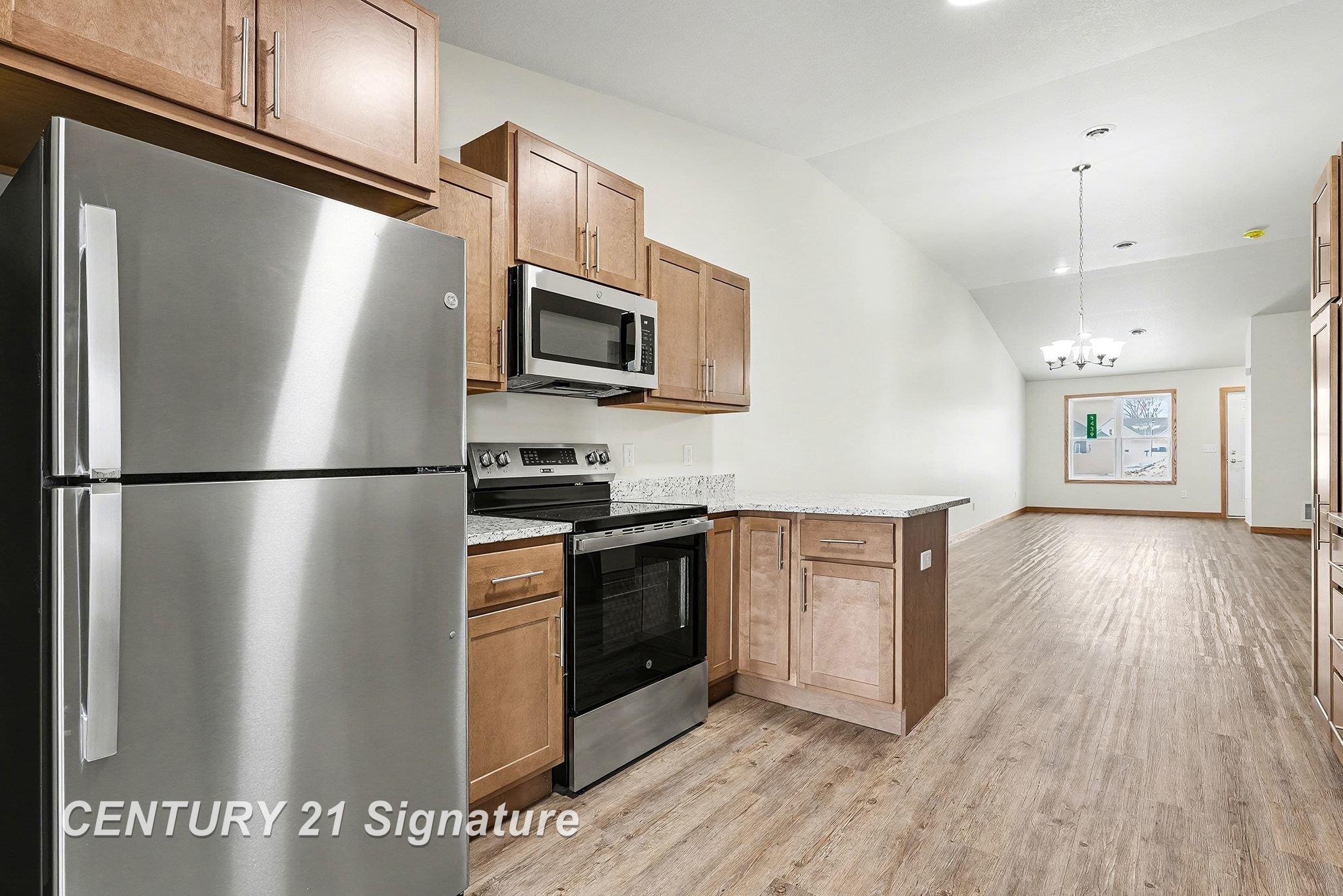 8487 N River Rock Drive, Freeland, MI, 48623