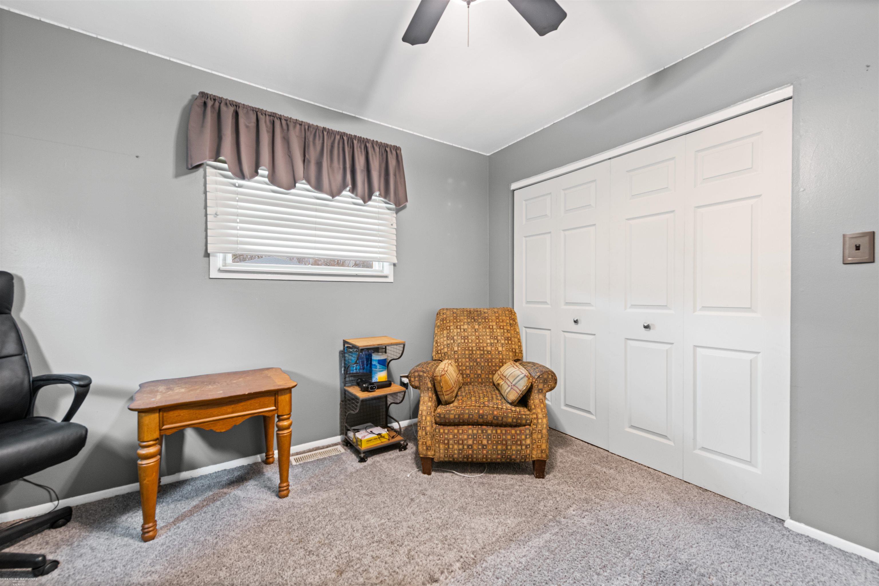 25312 Saint Christopher St Street, Harrison Twp, MI, 48045