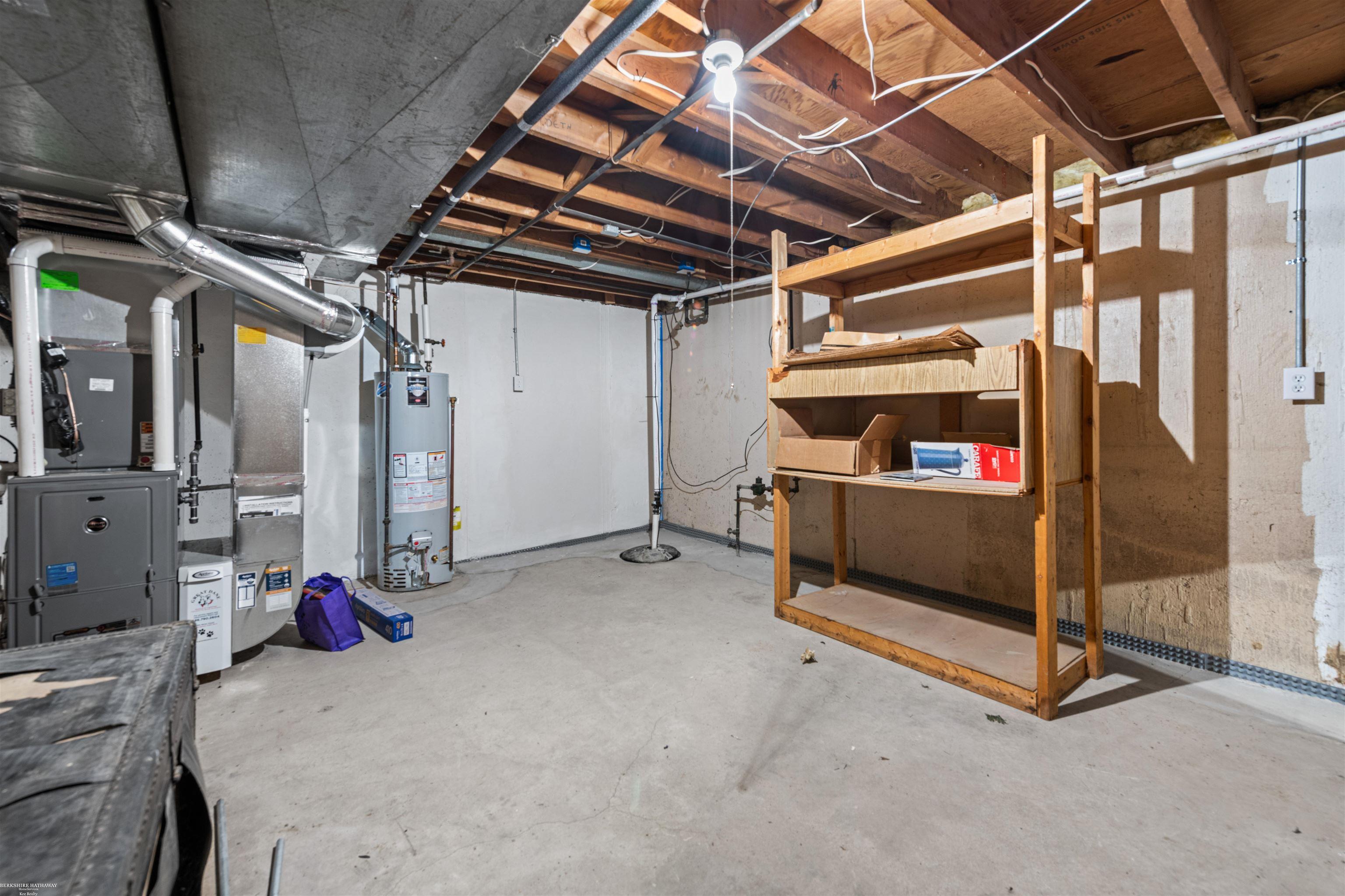 25312 Saint Christopher St Street, Harrison Twp, MI, 48045