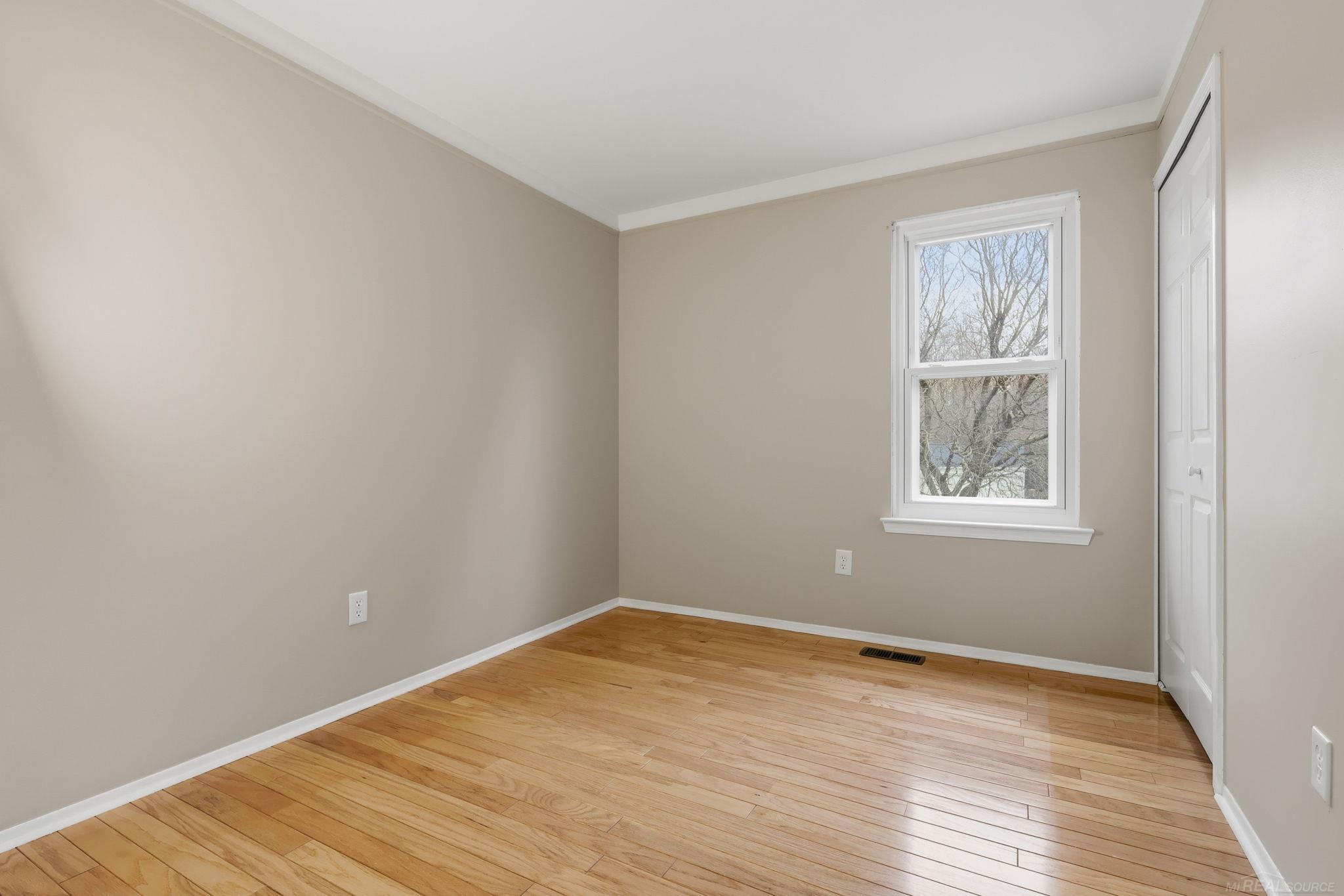 54173 Avondale Drive, New Baltimore, MI, 48047