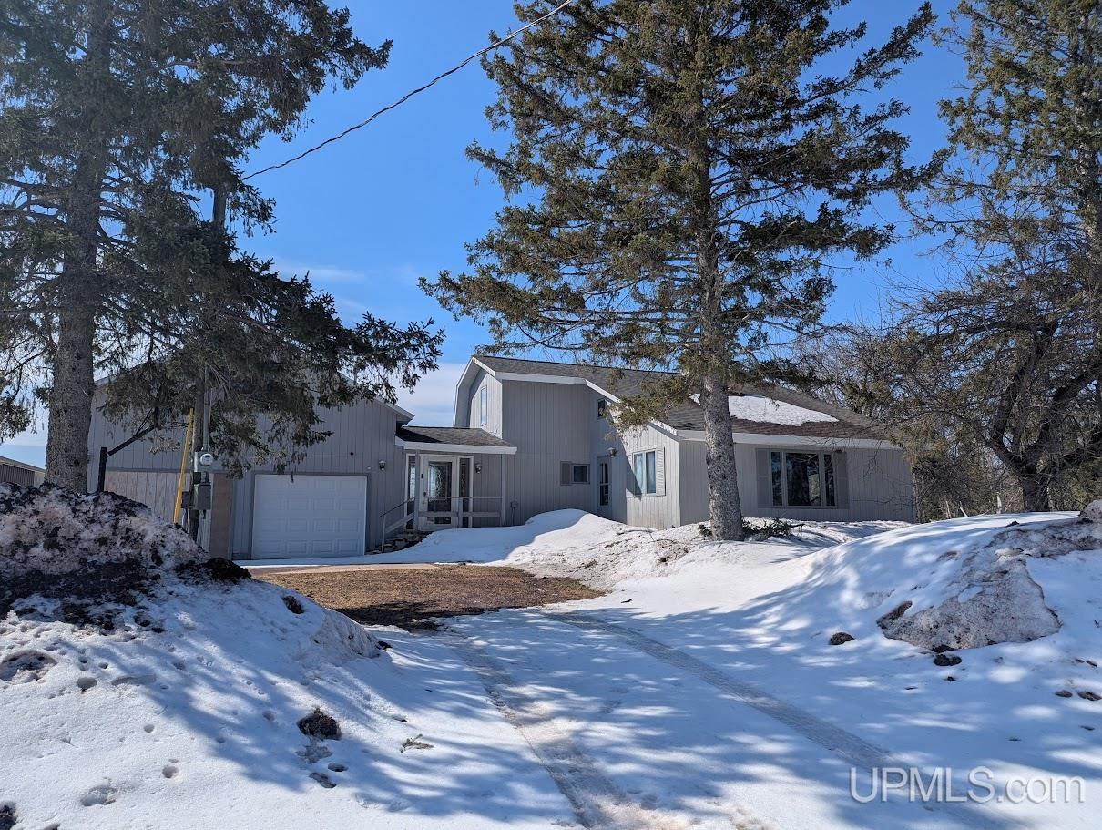 10961 Riikonen Road, Mass City, MI, 49948