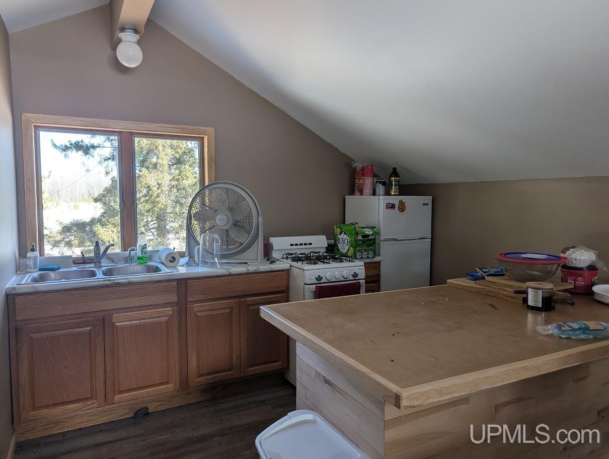 10961 Riikonen Road, Mass City, MI, 49948