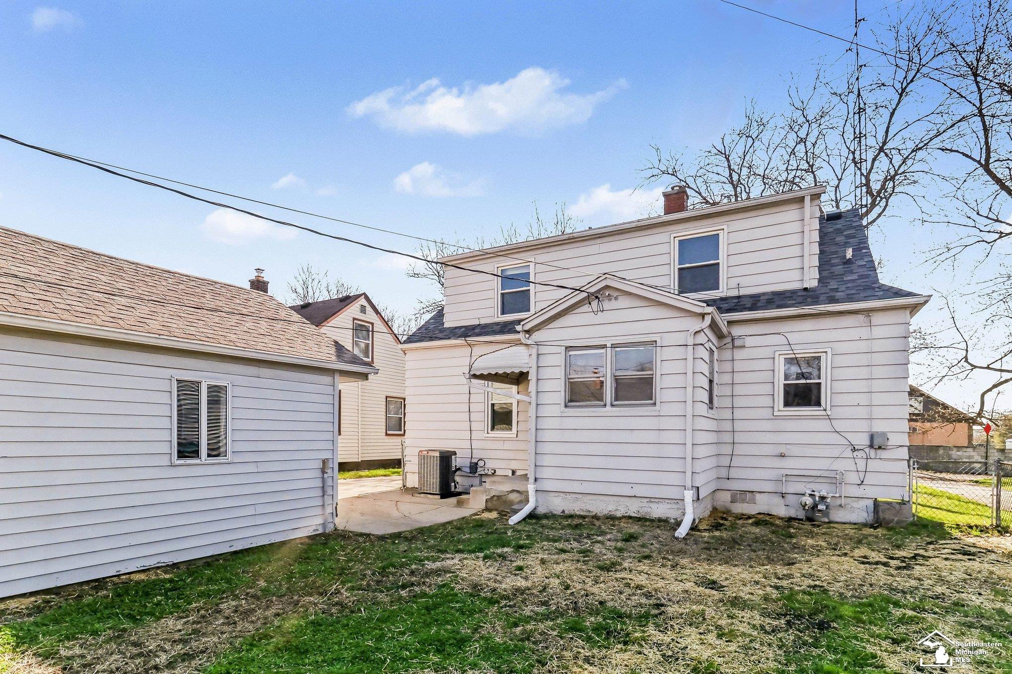 974 Woodville Avenue, Monroe, MI, 48161