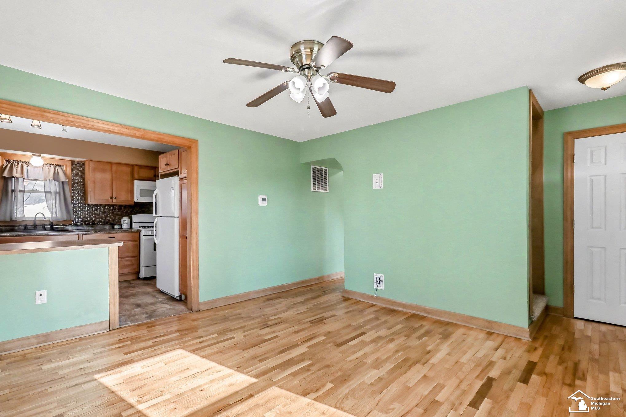 974 Woodville Avenue, Monroe, MI, 48161