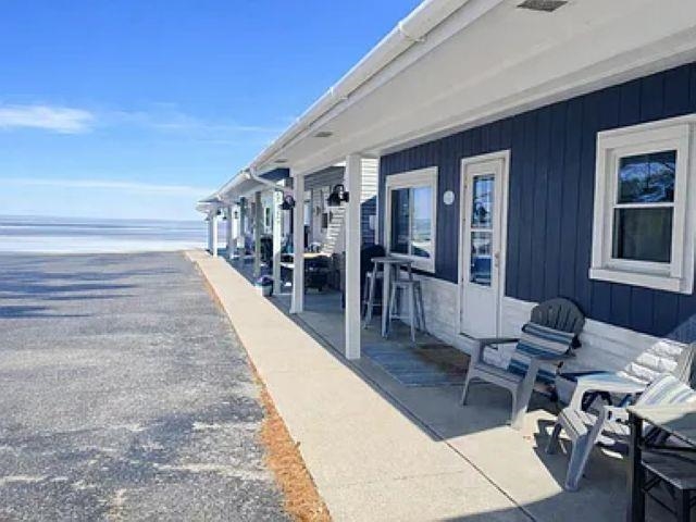 602 W Houghton Lake Drive, Prudenville, MI, 48651