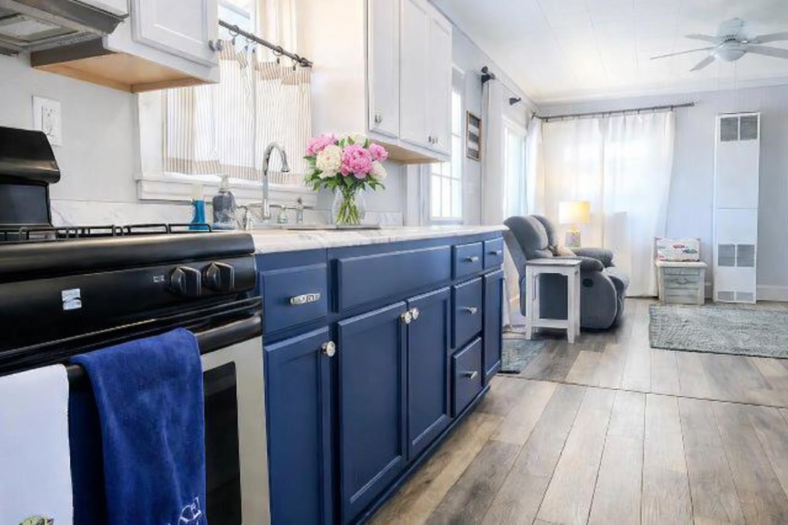 602 W Houghton Lake Drive, Prudenville, MI, 48651