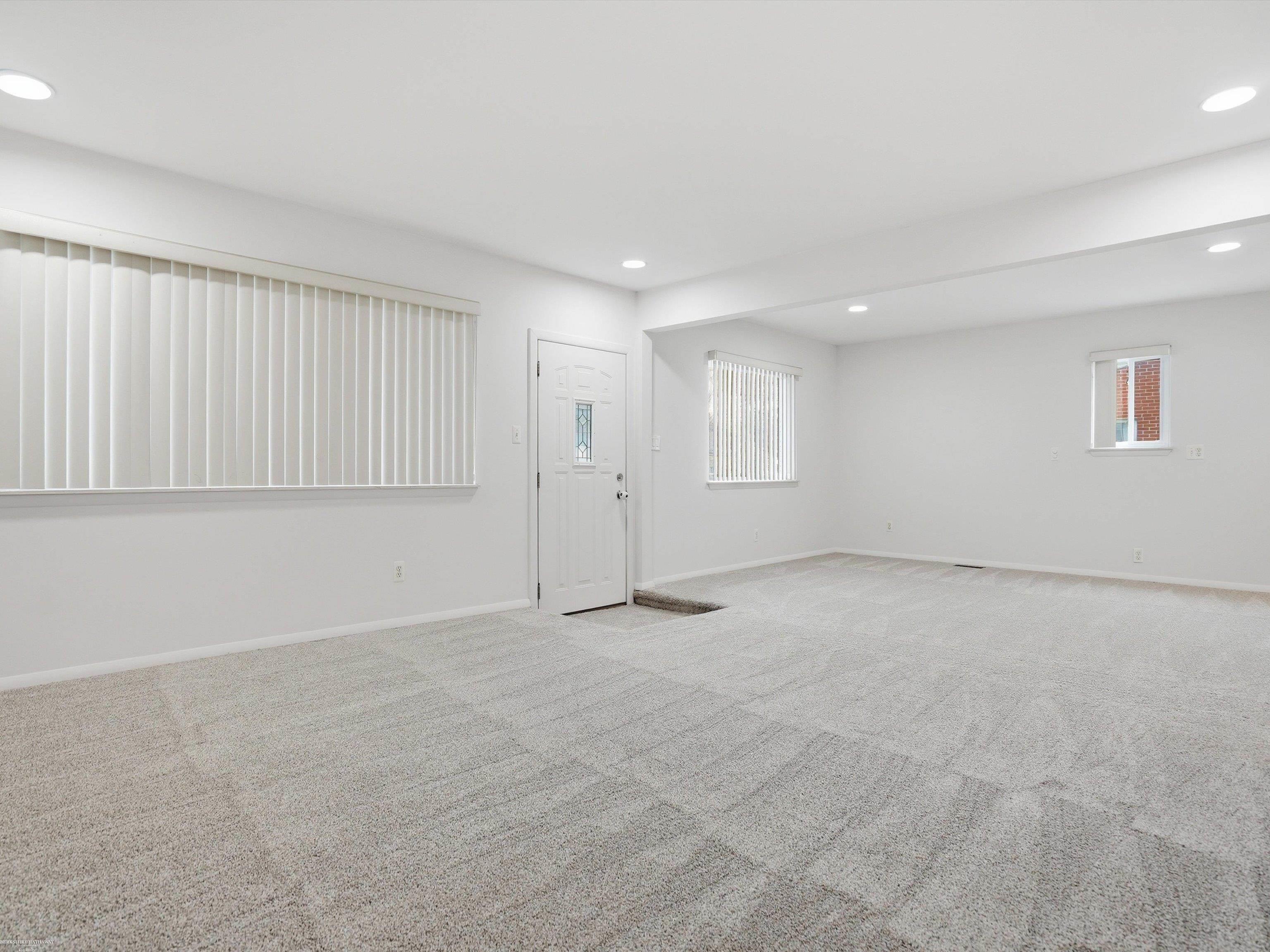 27624 Edward Street, Roseville, MI, 48066