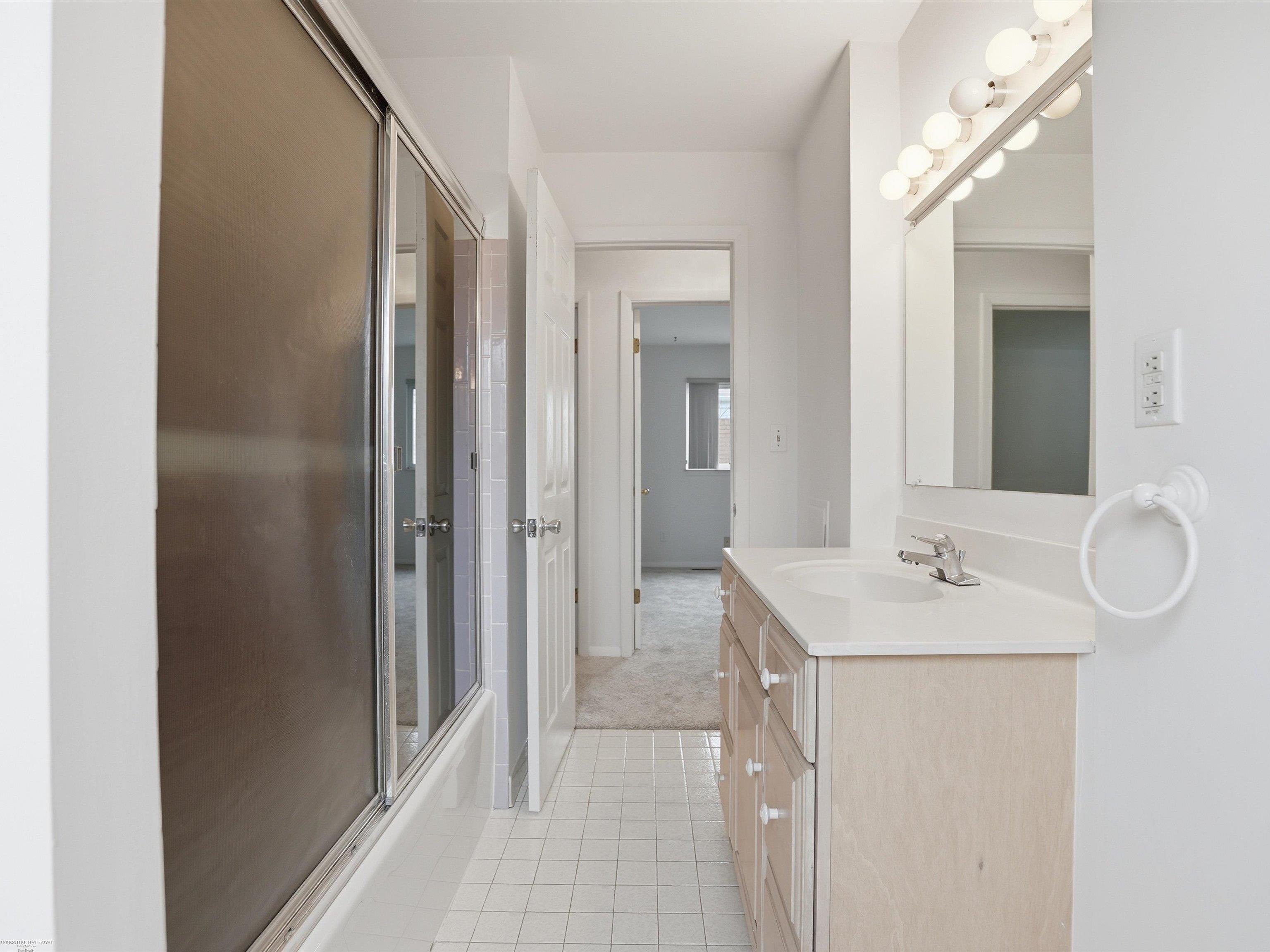 27624 Edward Street, Roseville, MI, 48066