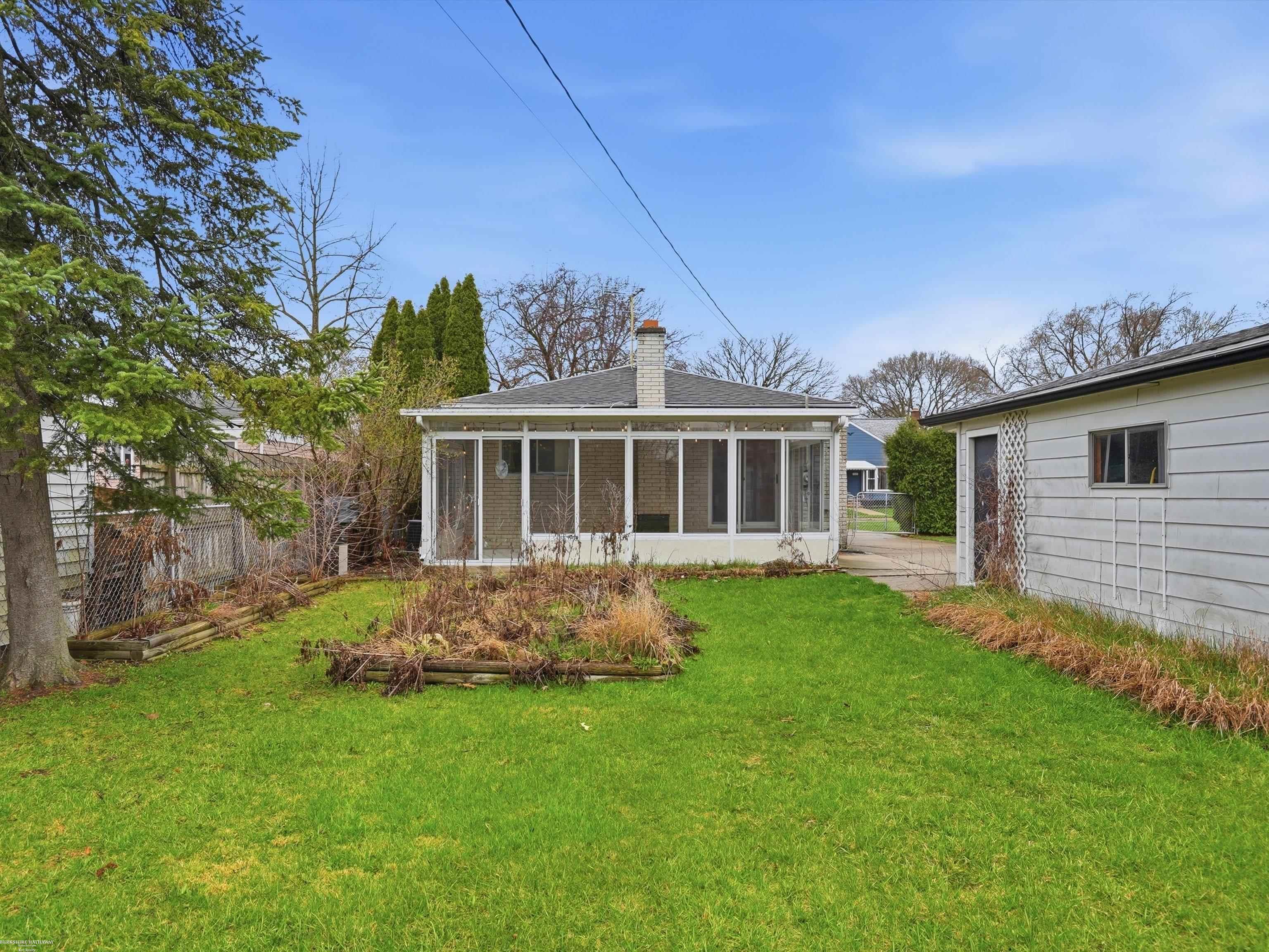 27624 Edward Street, Roseville, MI, 48066