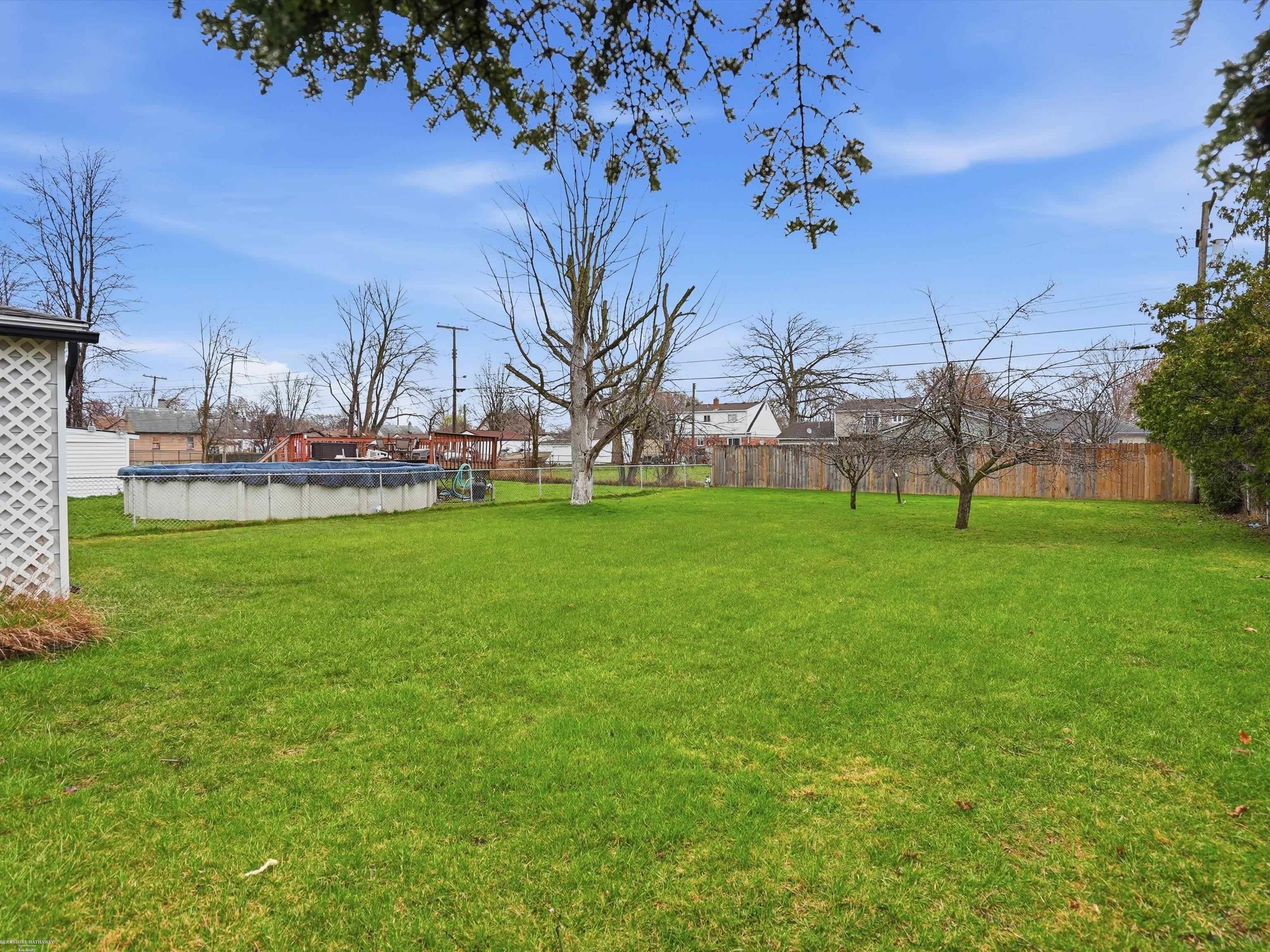 27624 Edward Street, Roseville, MI, 48066