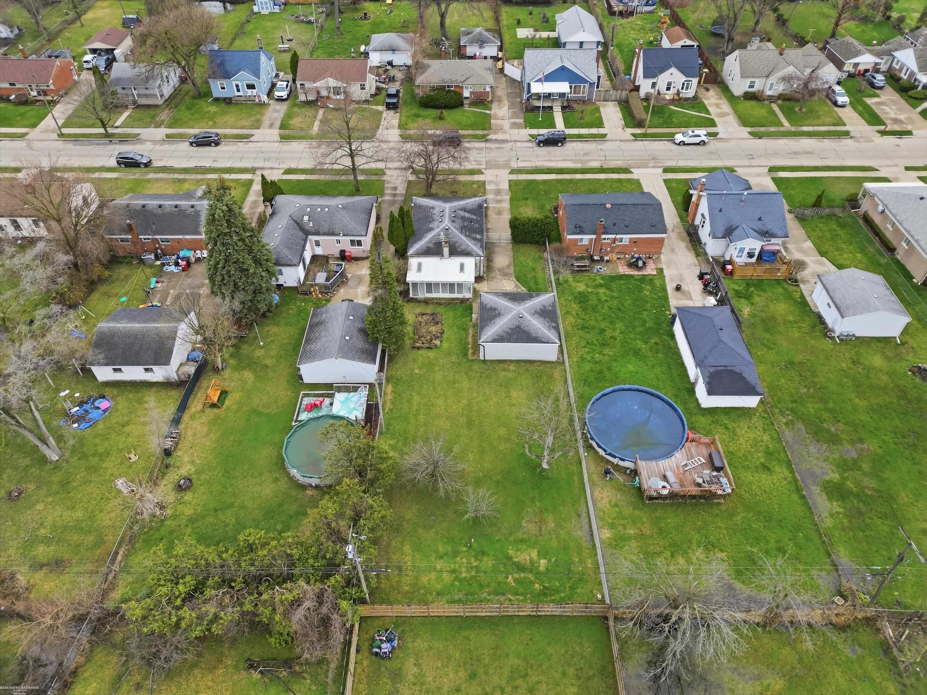 27624 Edward Street, Roseville, MI, 48066