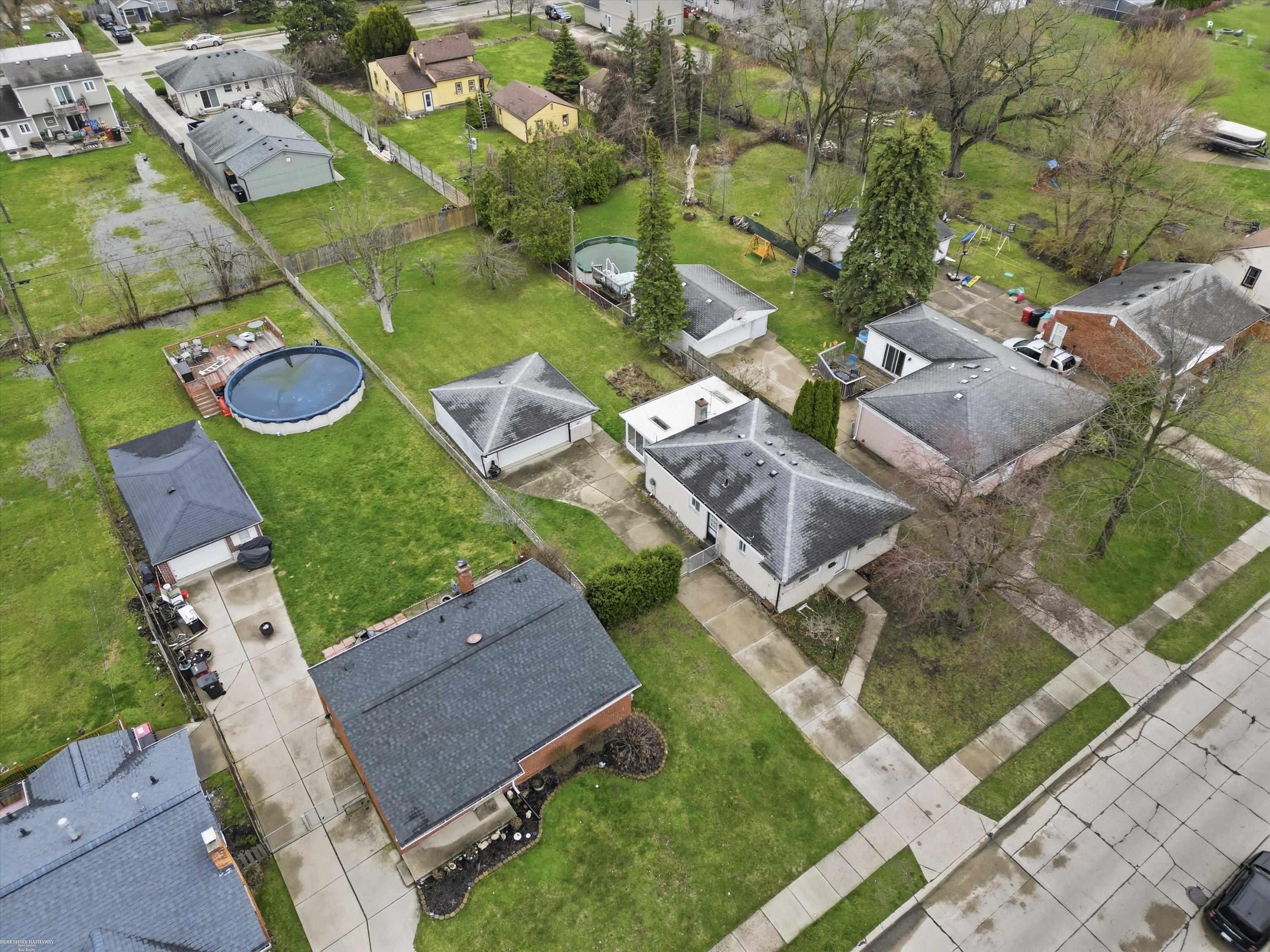 27624 Edward Street, Roseville, MI, 48066