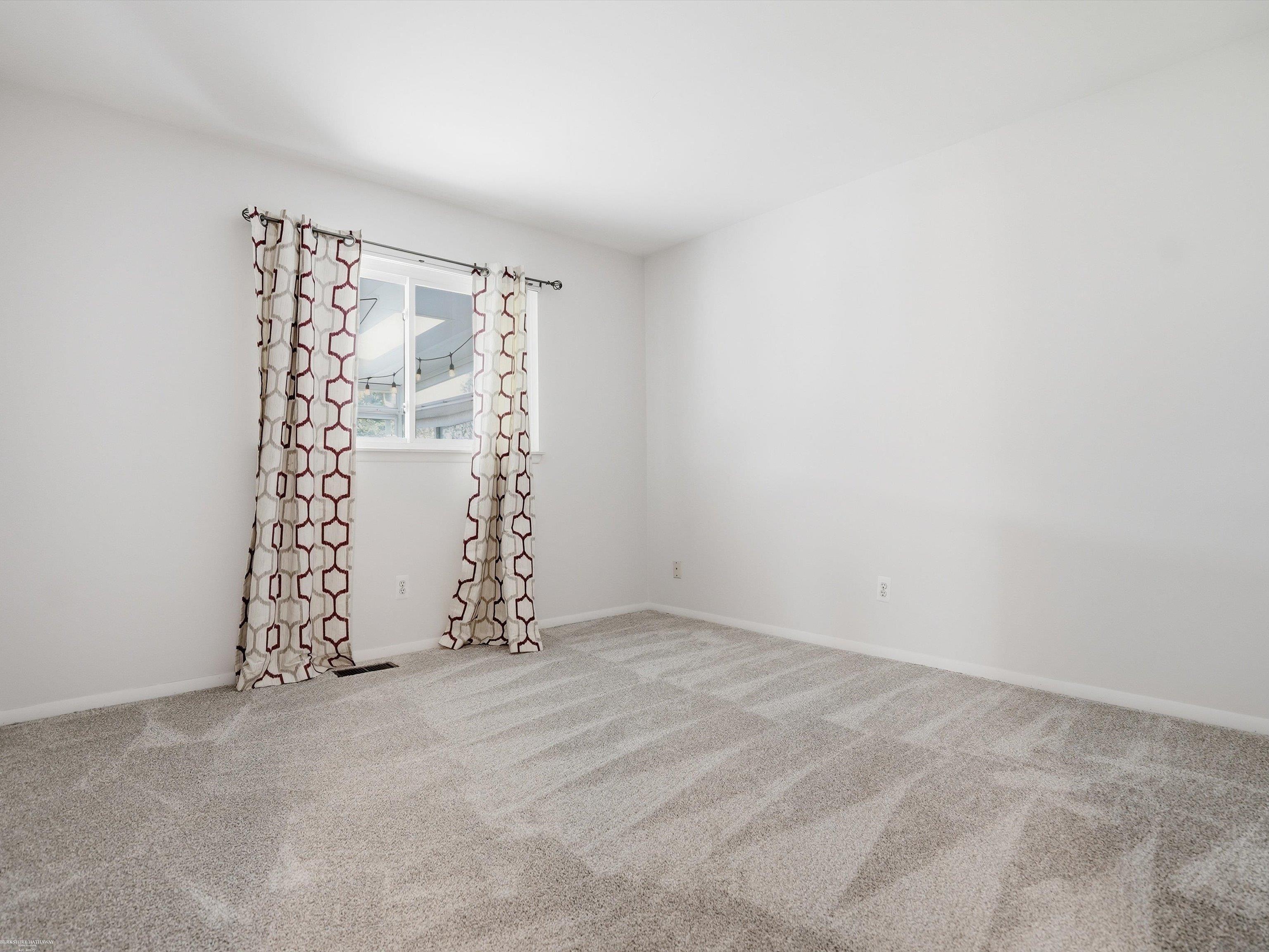 27624 Edward Street, Roseville, MI, 48066