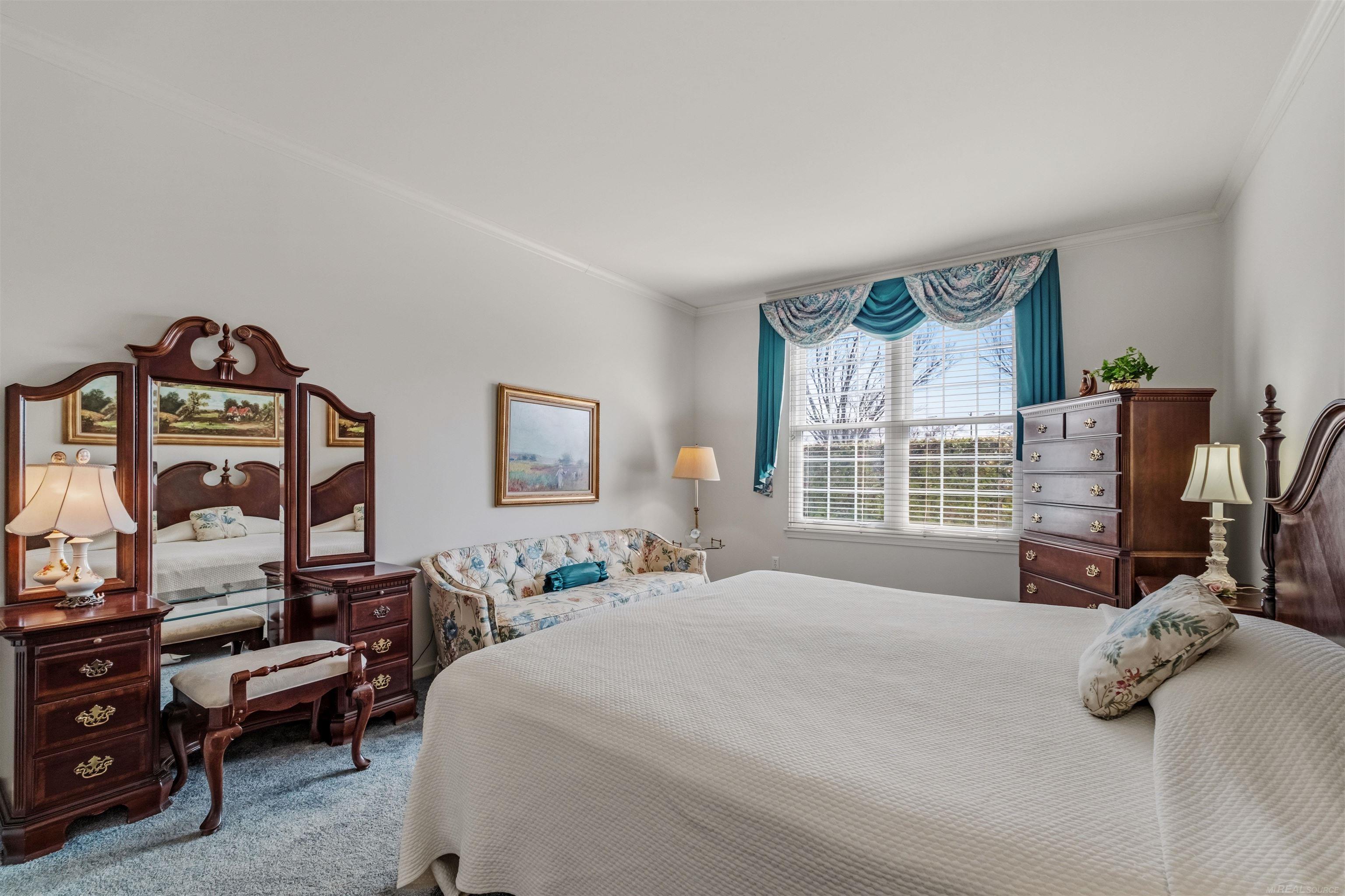 4002 Harbor Place Drive, Saint Clair Shores, MI, 48080