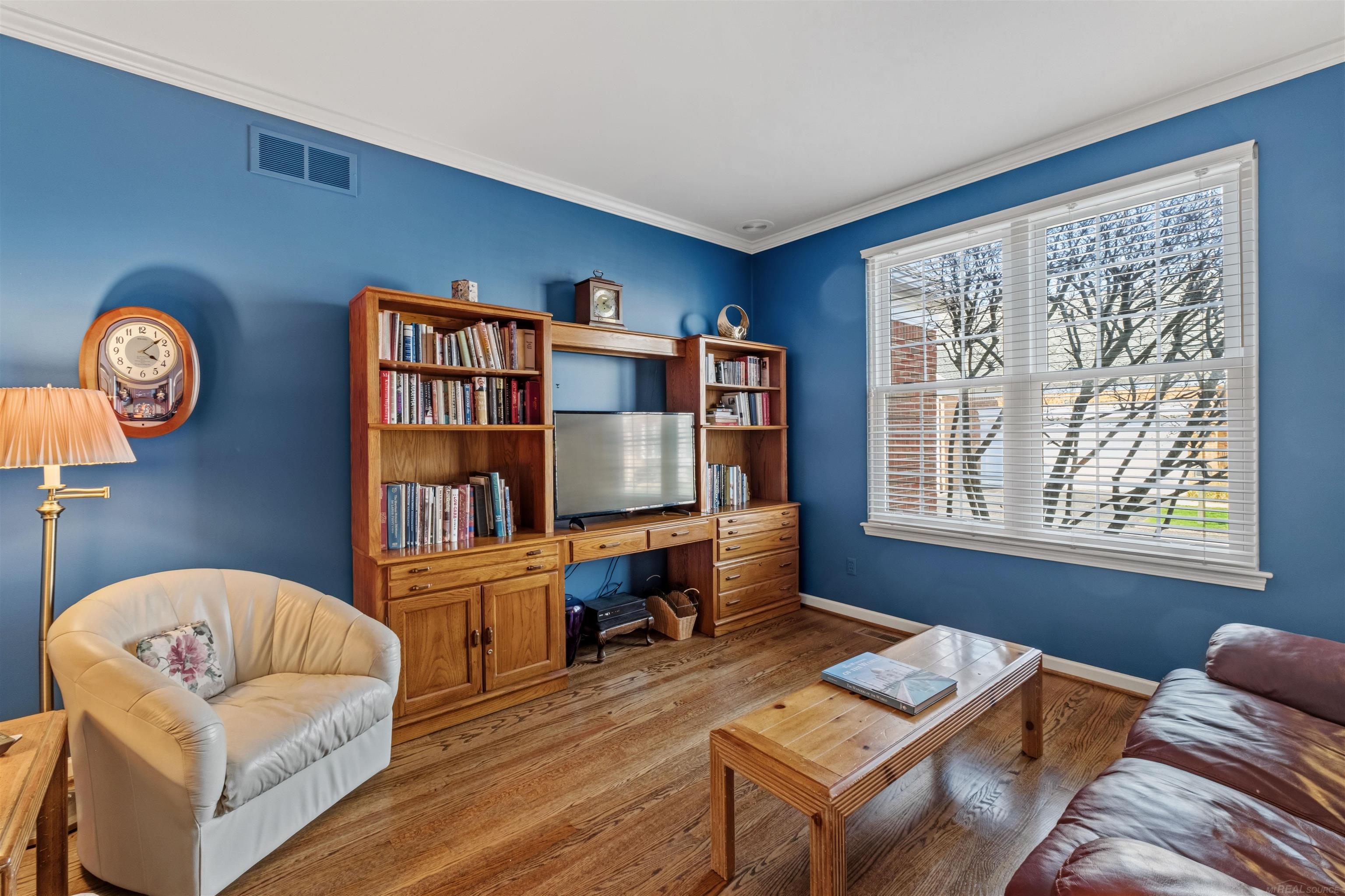 4002 Harbor Place Drive, Saint Clair Shores, MI, 48080