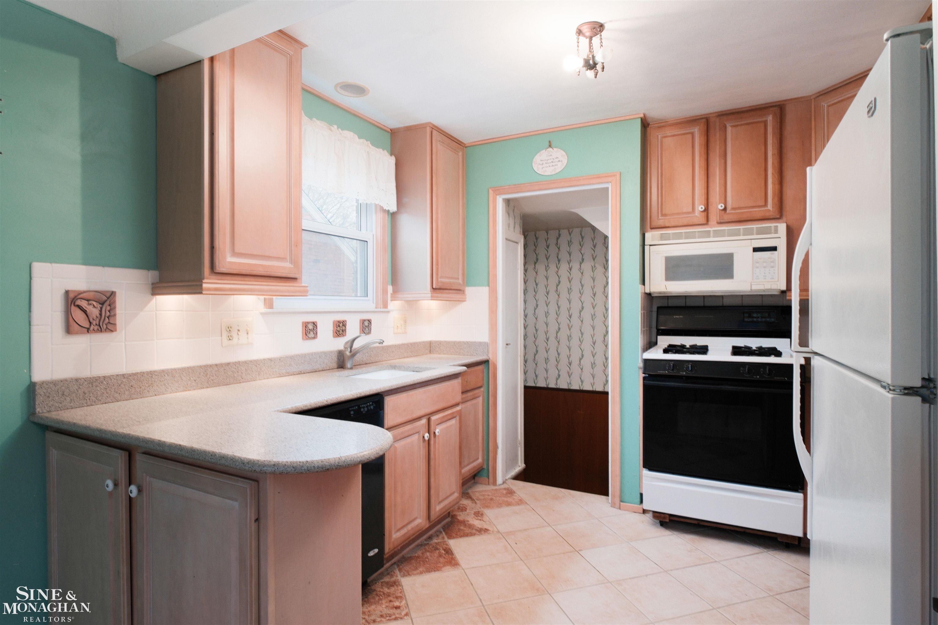 23131 David Avenue, Eastpointe, MI, 48021