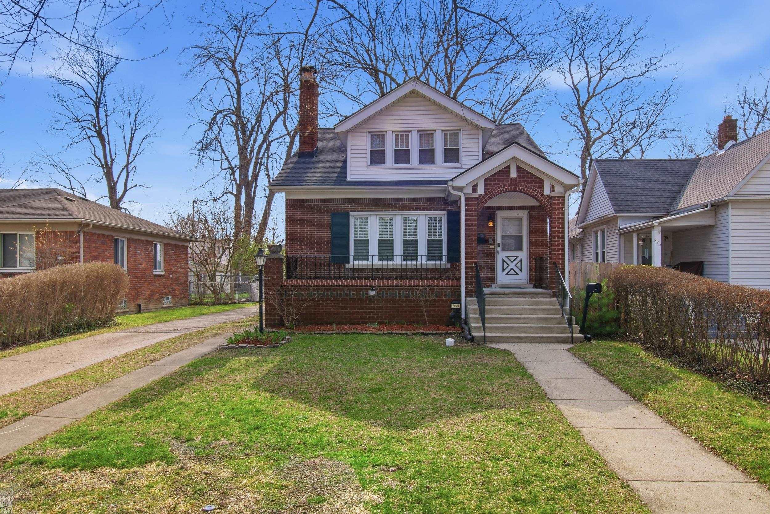 211 E Walnut Street, Portage, OH, 43451