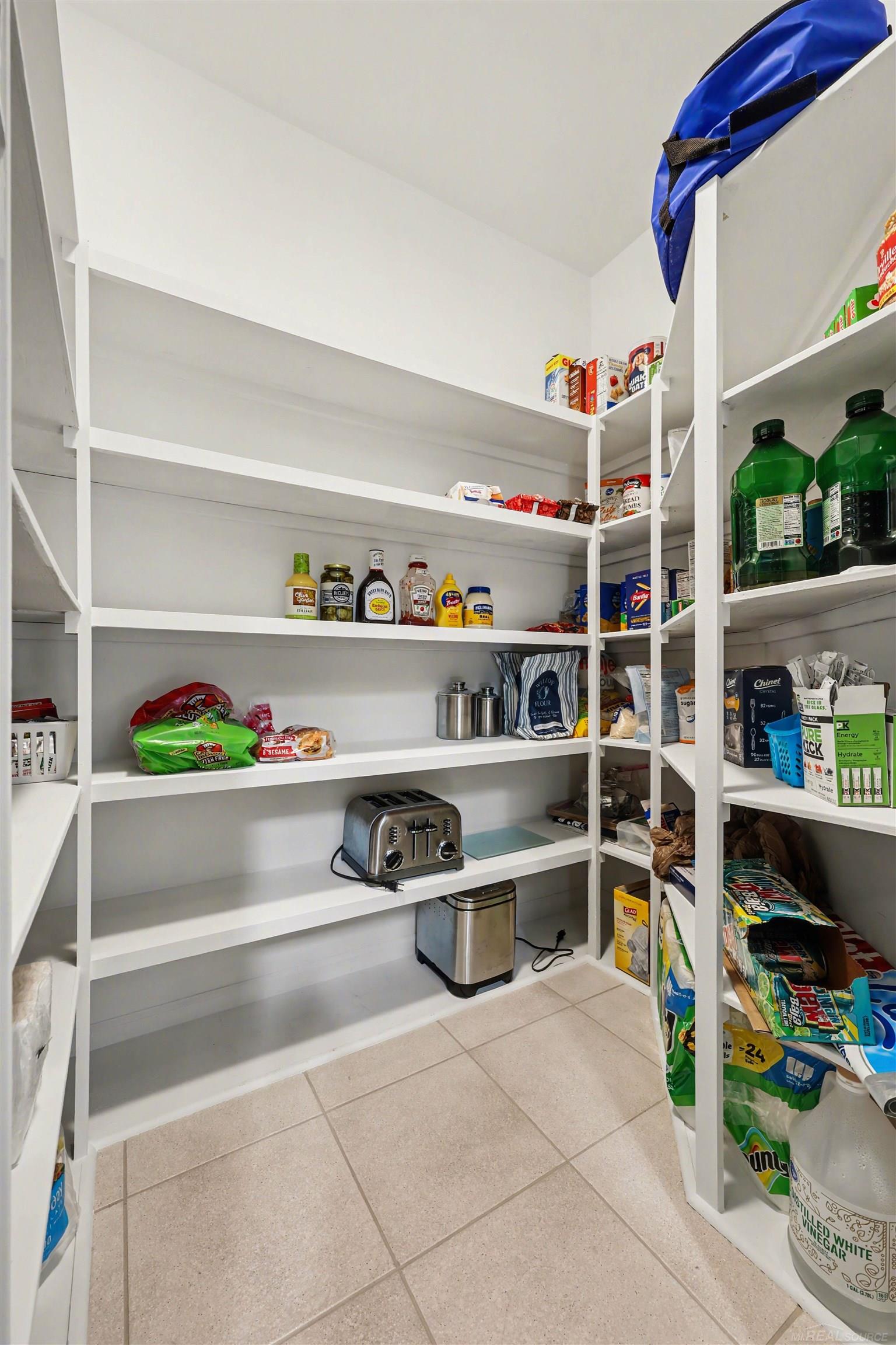 62243 Darren Drive, Washington, MI, 48094