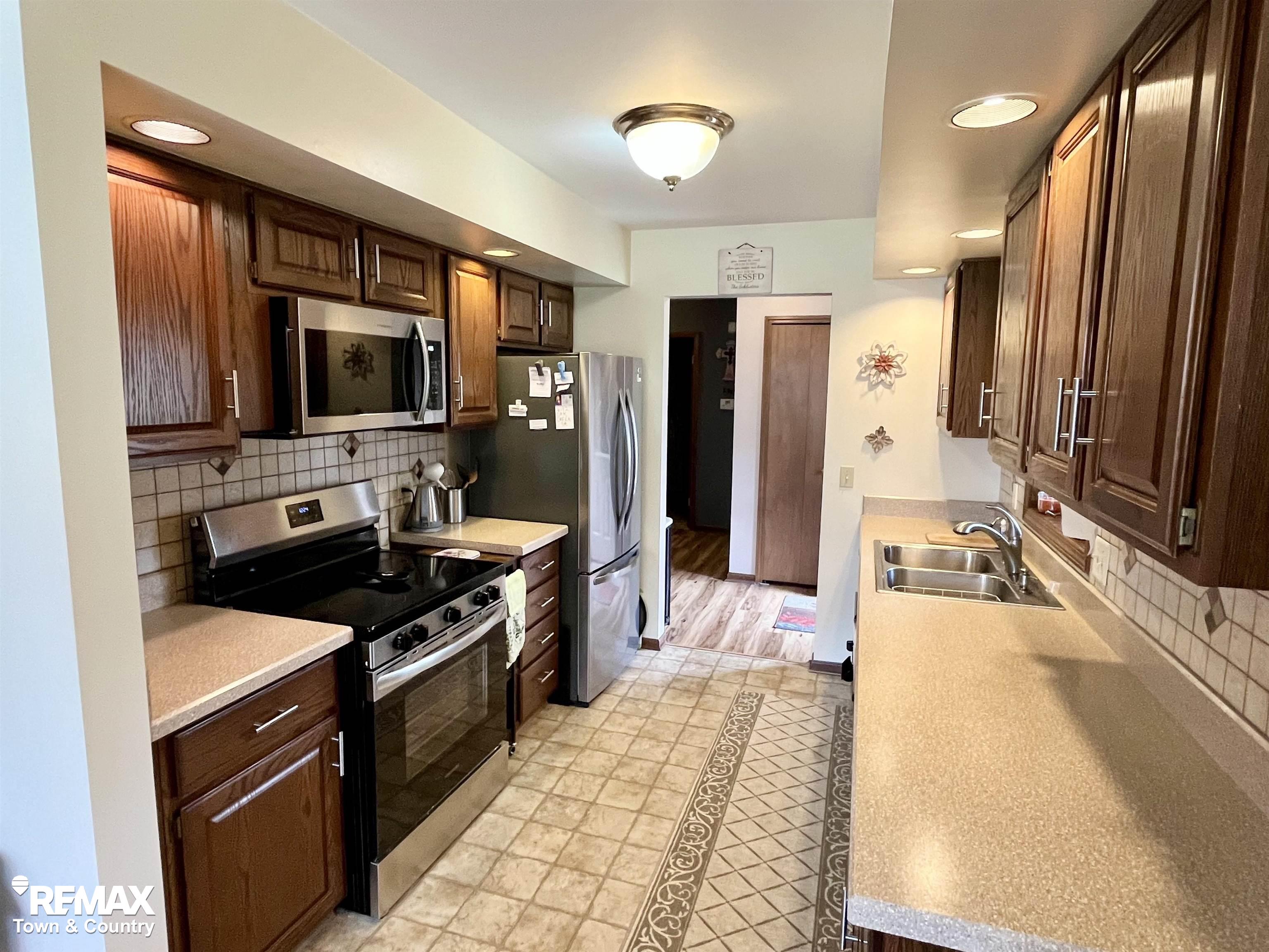 6112 Oak Creek Drive, Swartz Creek, MI, 48473