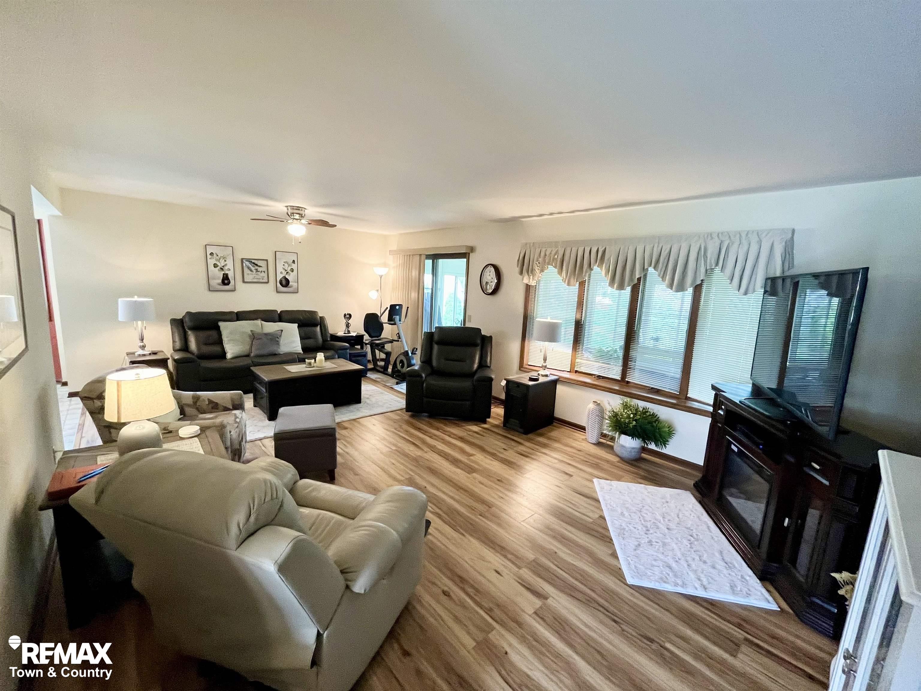 6112 Oak Creek Drive, Swartz Creek, MI, 48473