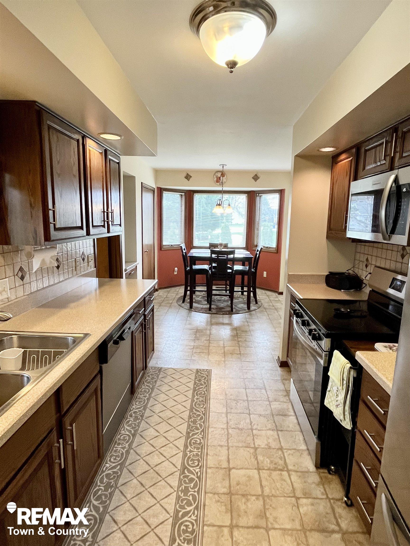 6112 Oak Creek Drive, Swartz Creek, MI, 48473