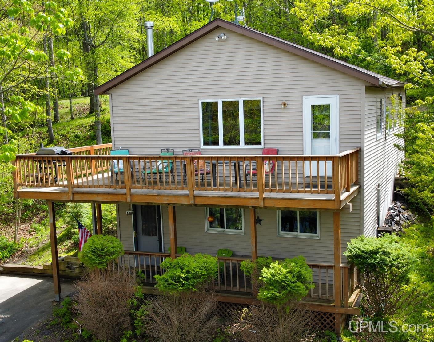 Homes for sale in Armstrong Creek T Wi, WI | W16468 S Hilbert Rd, Armstrong Creek T Wi, WI 54103 | MLS# 50204331
