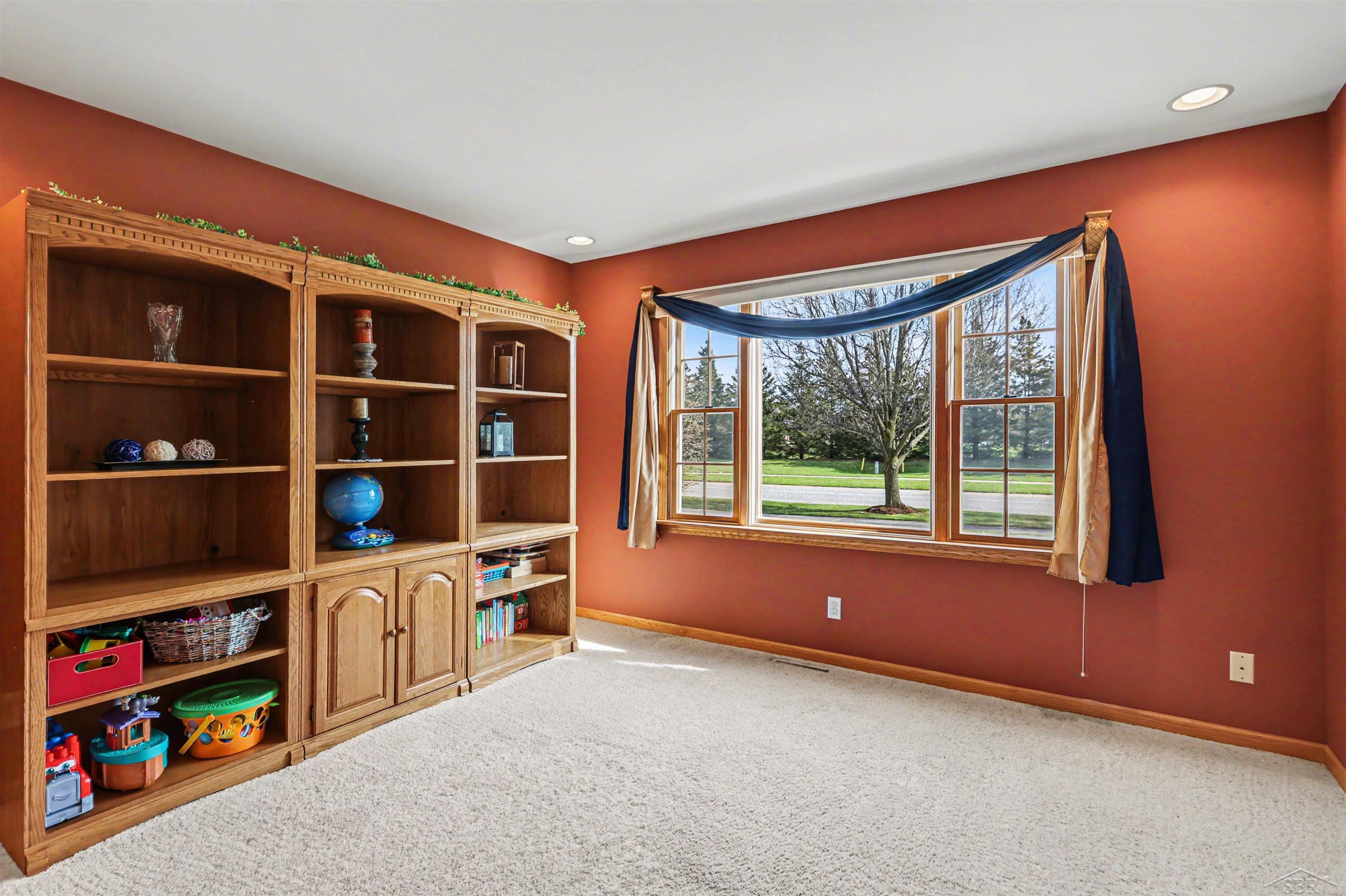 8782 Valleyview Court, Saginaw, MI, 48609