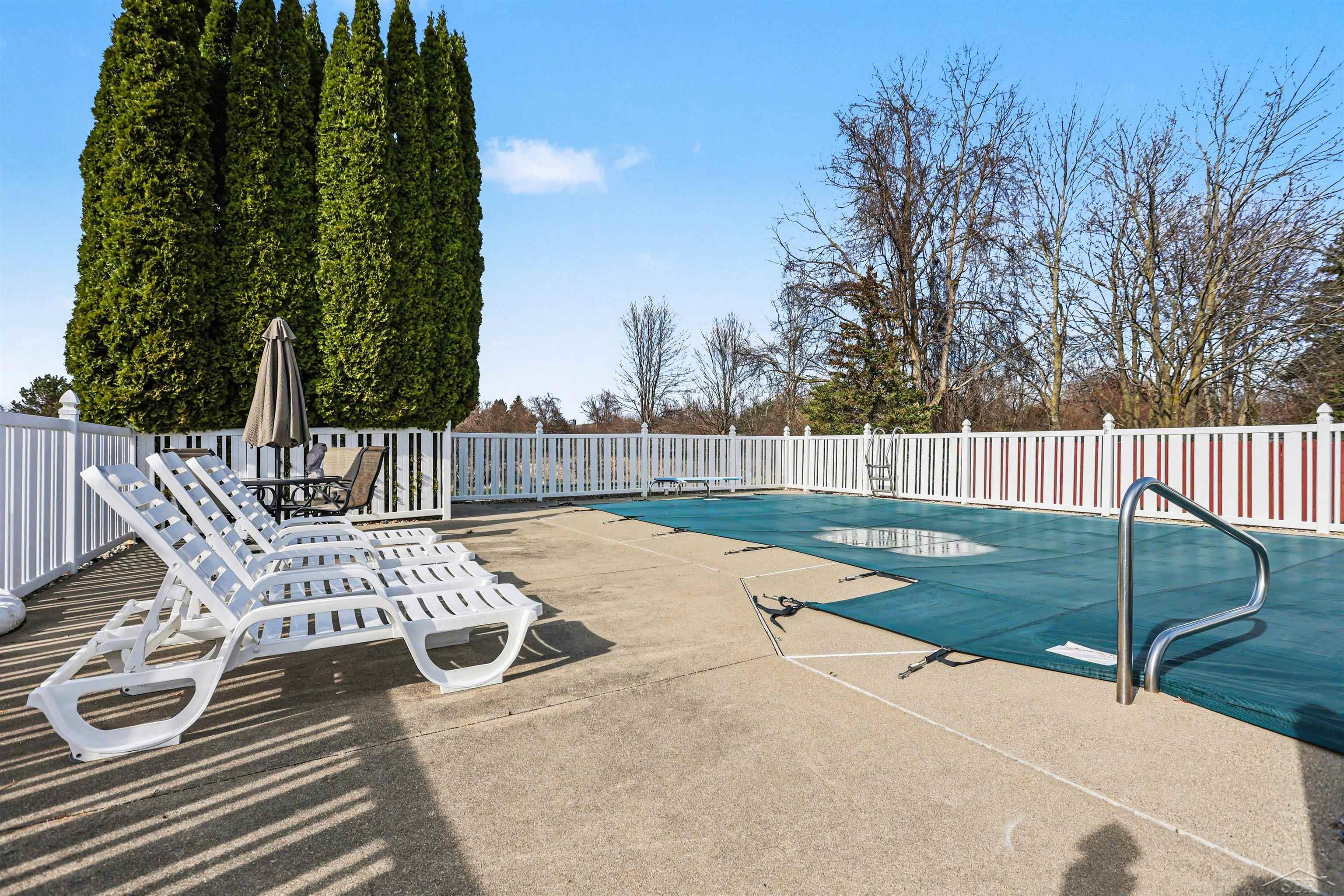 8782 Valleyview Court, Saginaw, MI, 48609