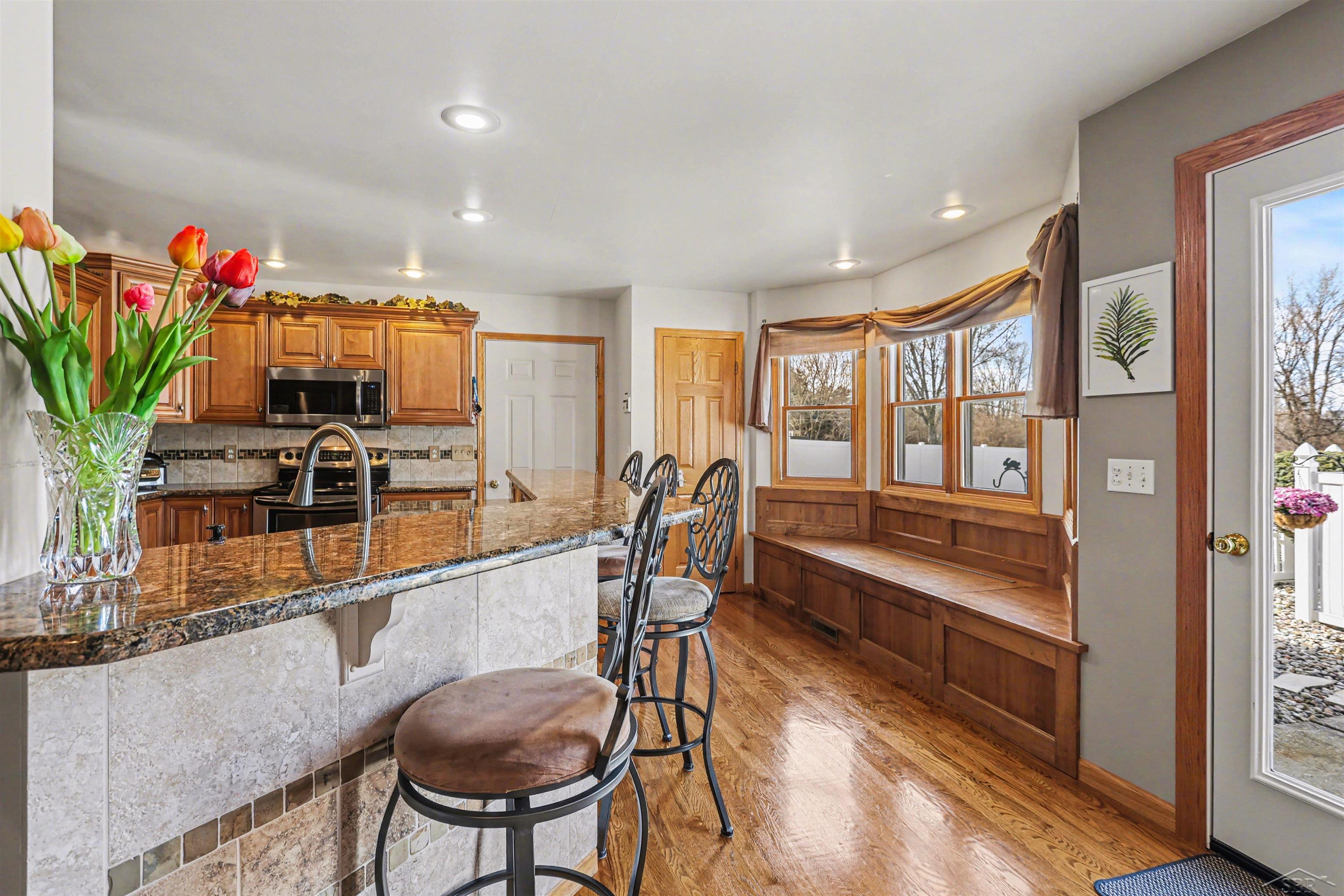 8782 Valleyview Court, Saginaw, MI, 48609