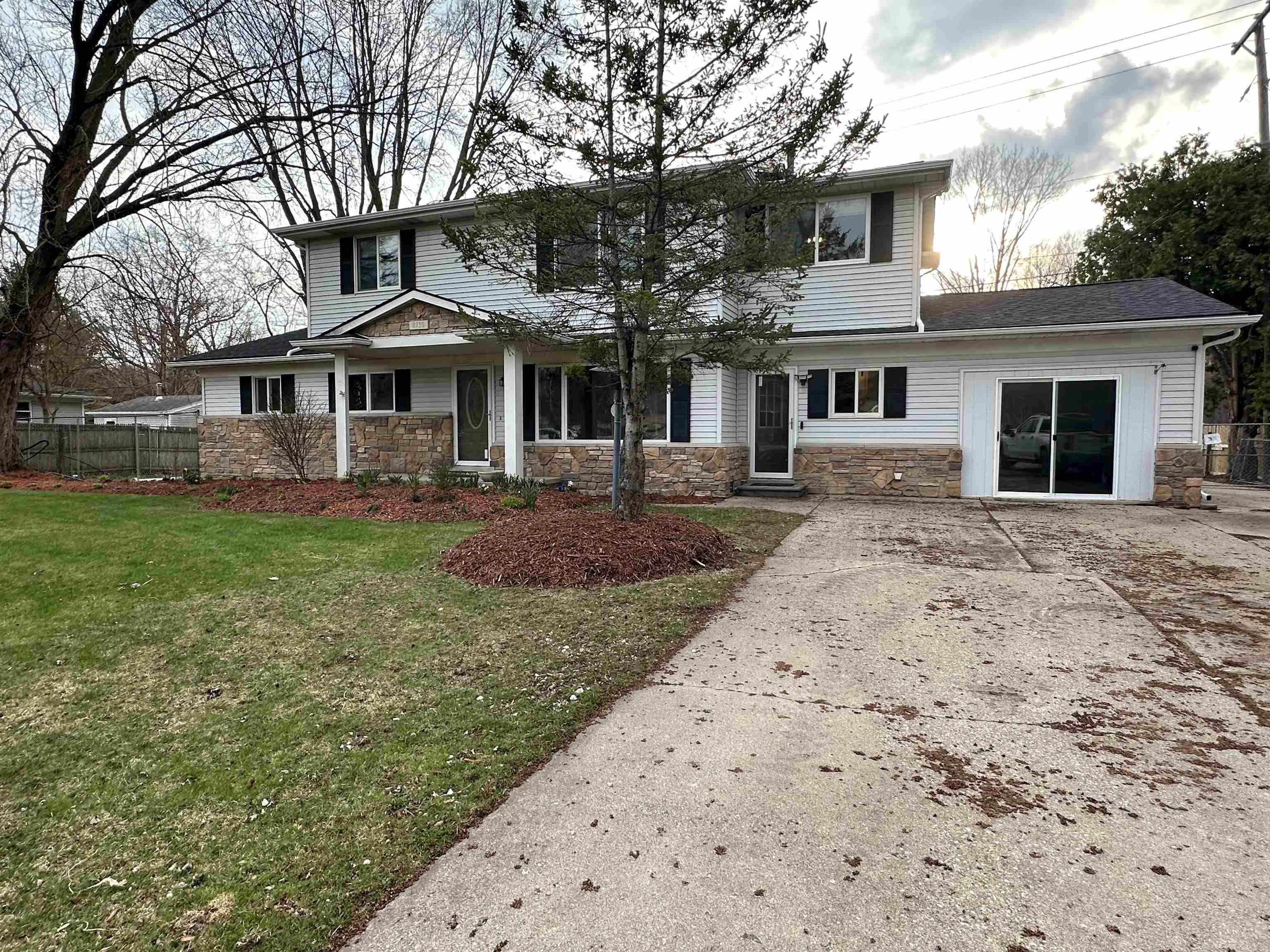 306 N Van Buren Street, Tecumseh, MI, 49286